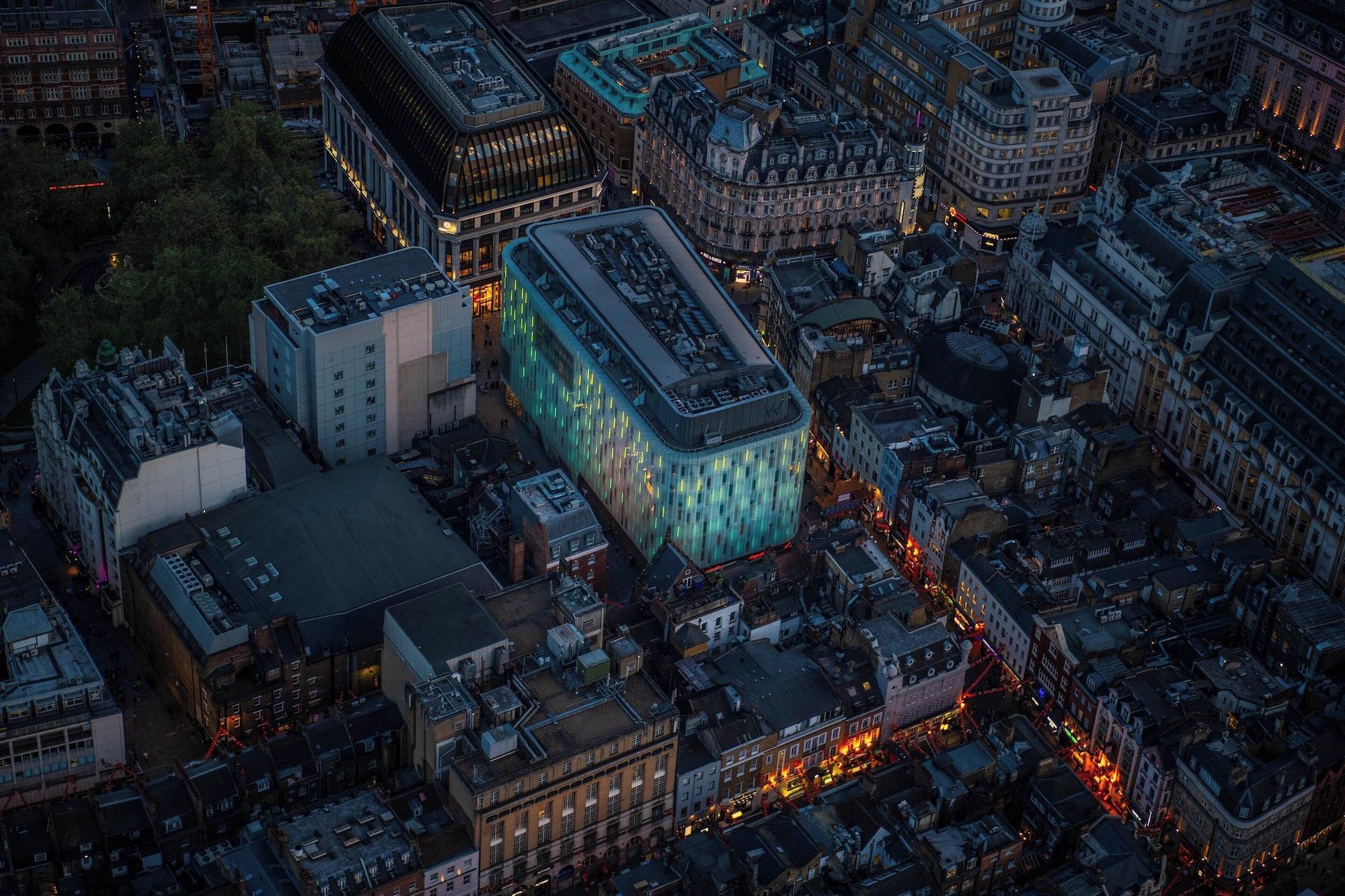 Vista Exterior W London