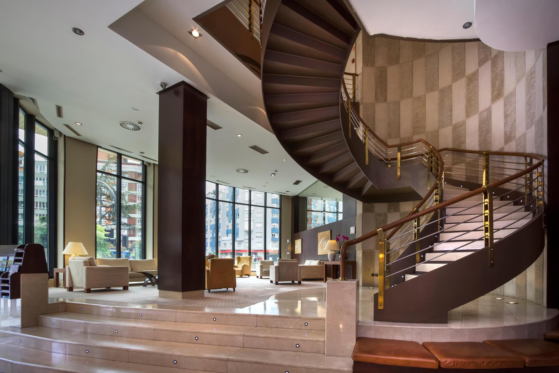 Vista Lobby Exe Oviedo Centro