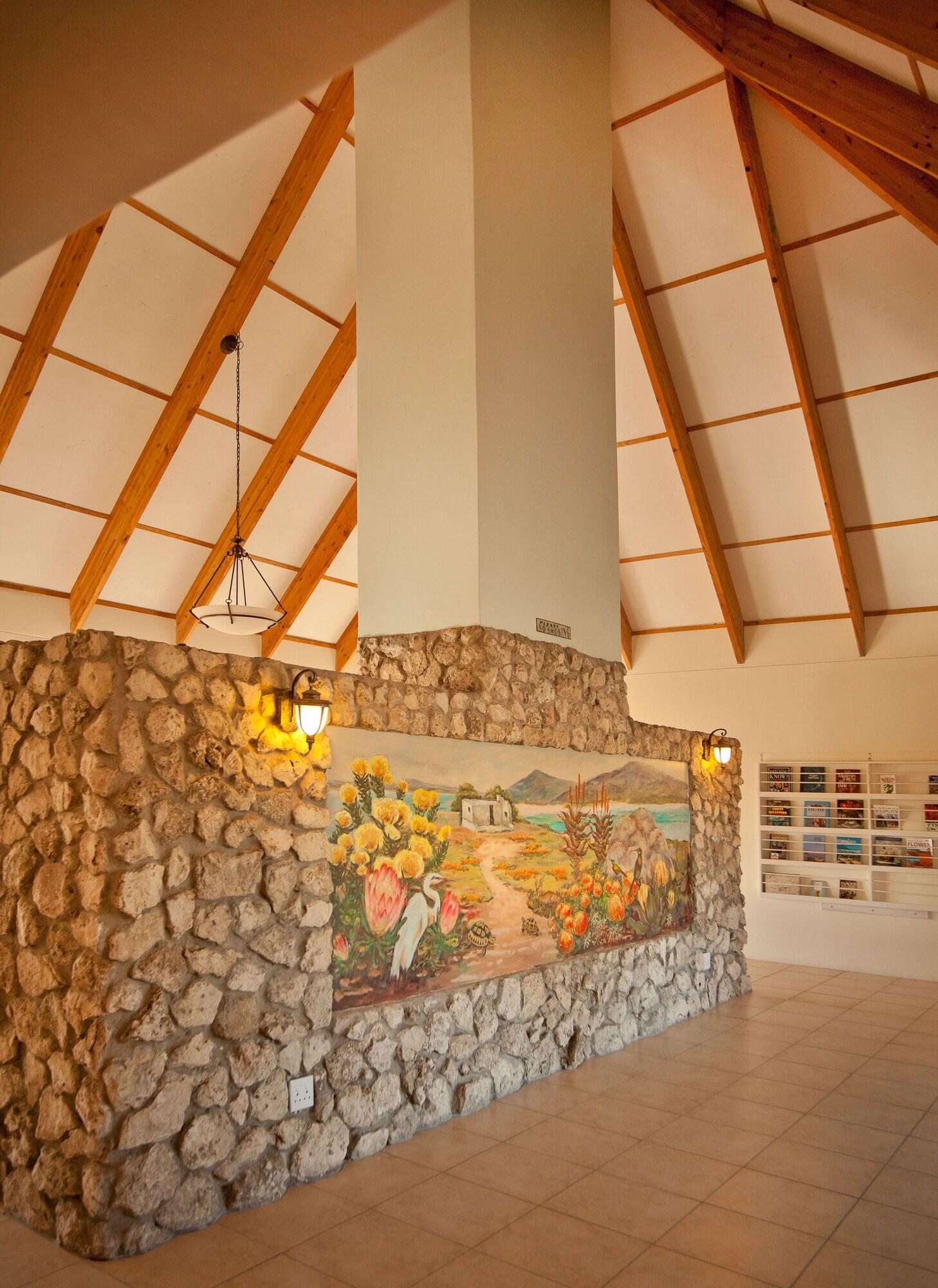 Vista Lobby Tortoise Trail Lodge