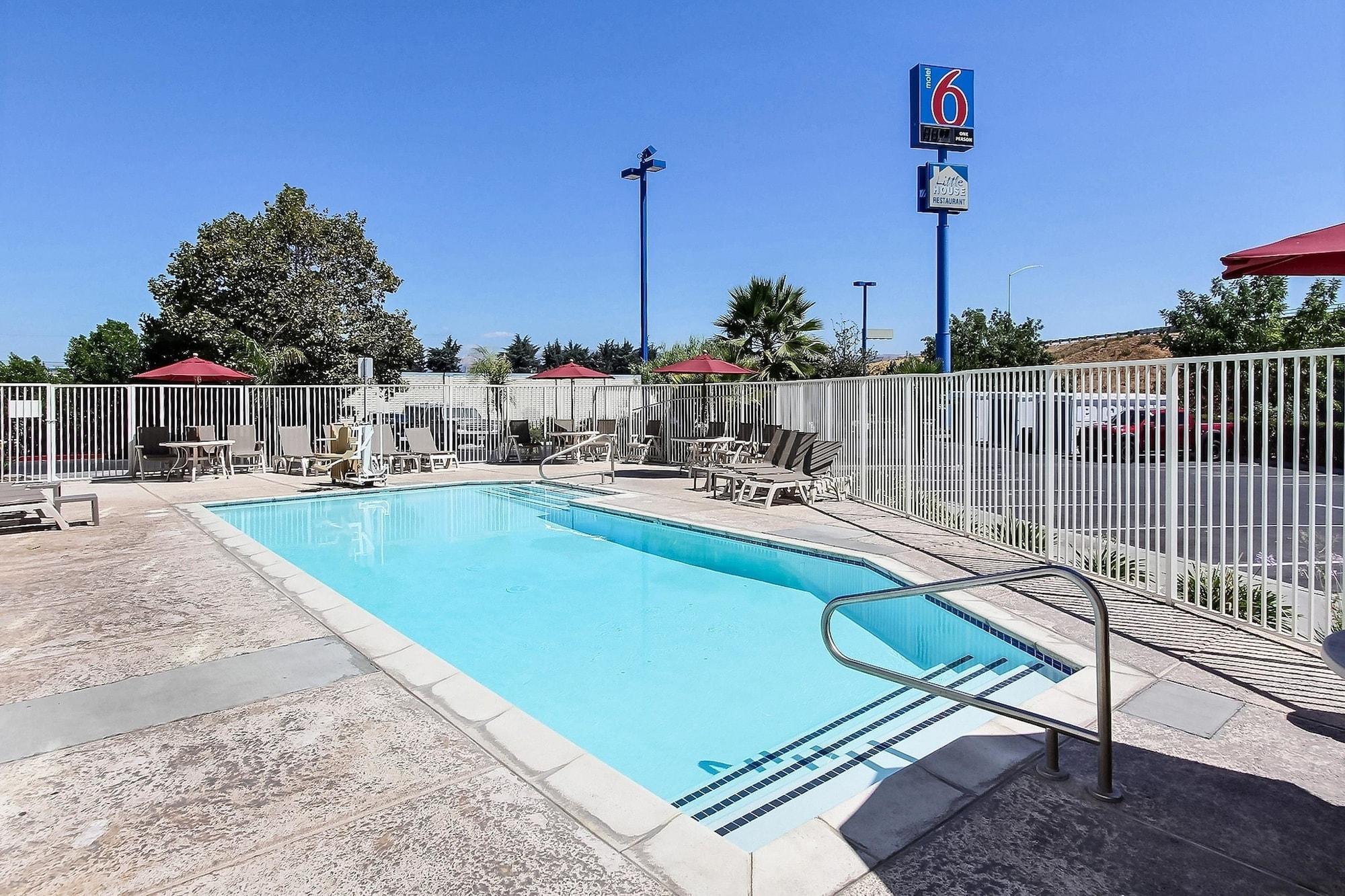 Instalaciones Recreativas Motel 6 Gilroy, CA