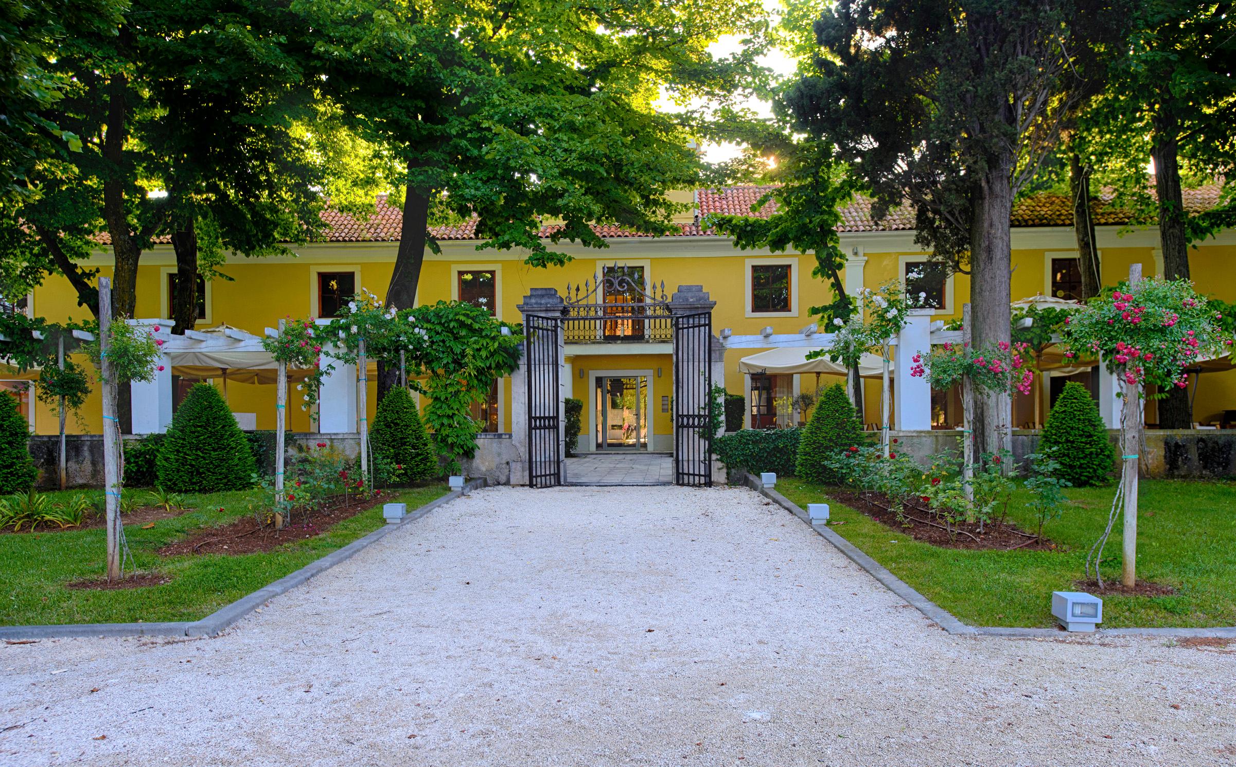 Vista Exterior Falkensteiner Hotel Adriana - Adults Only