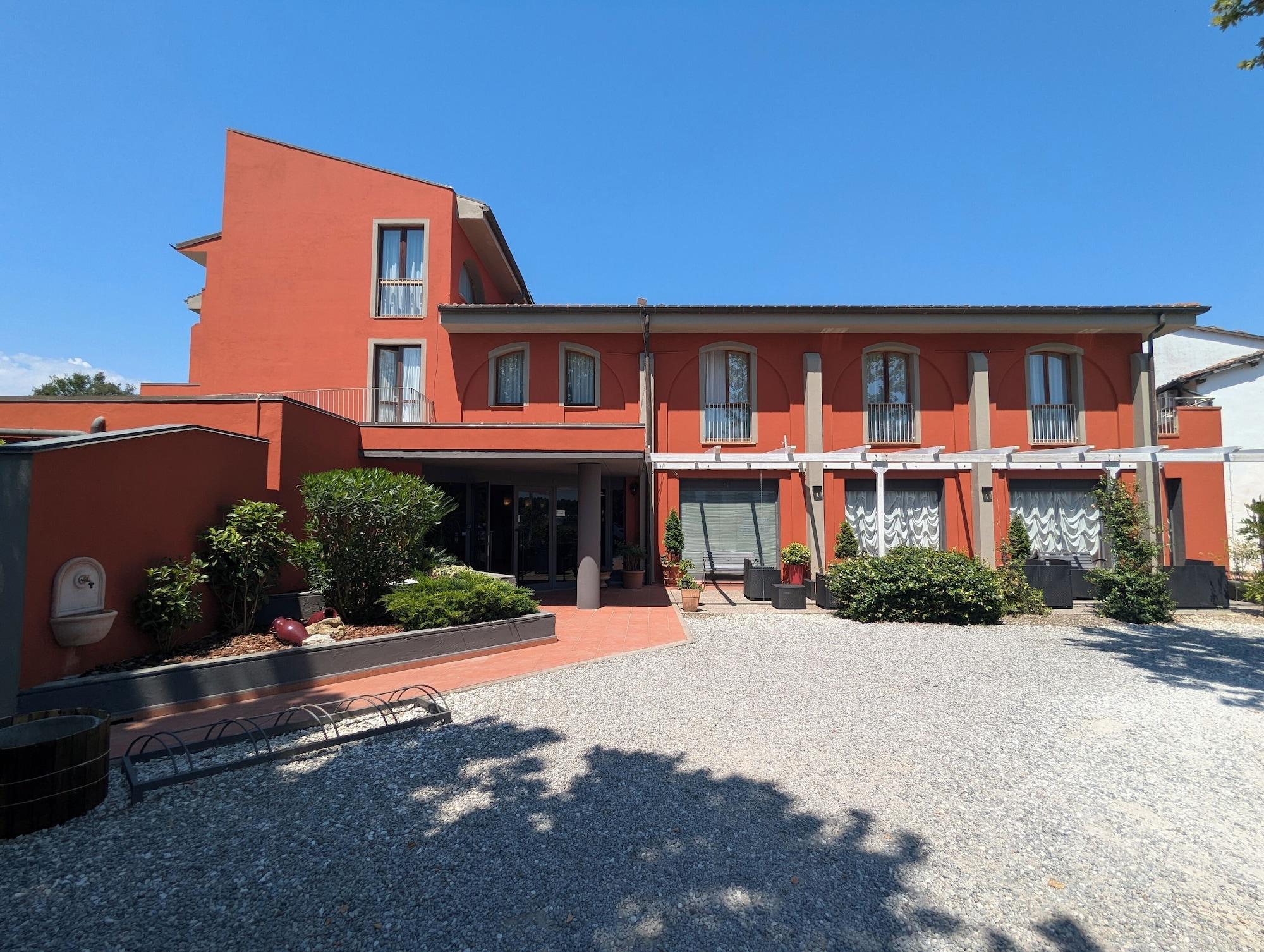 Varios Hotel Carignano