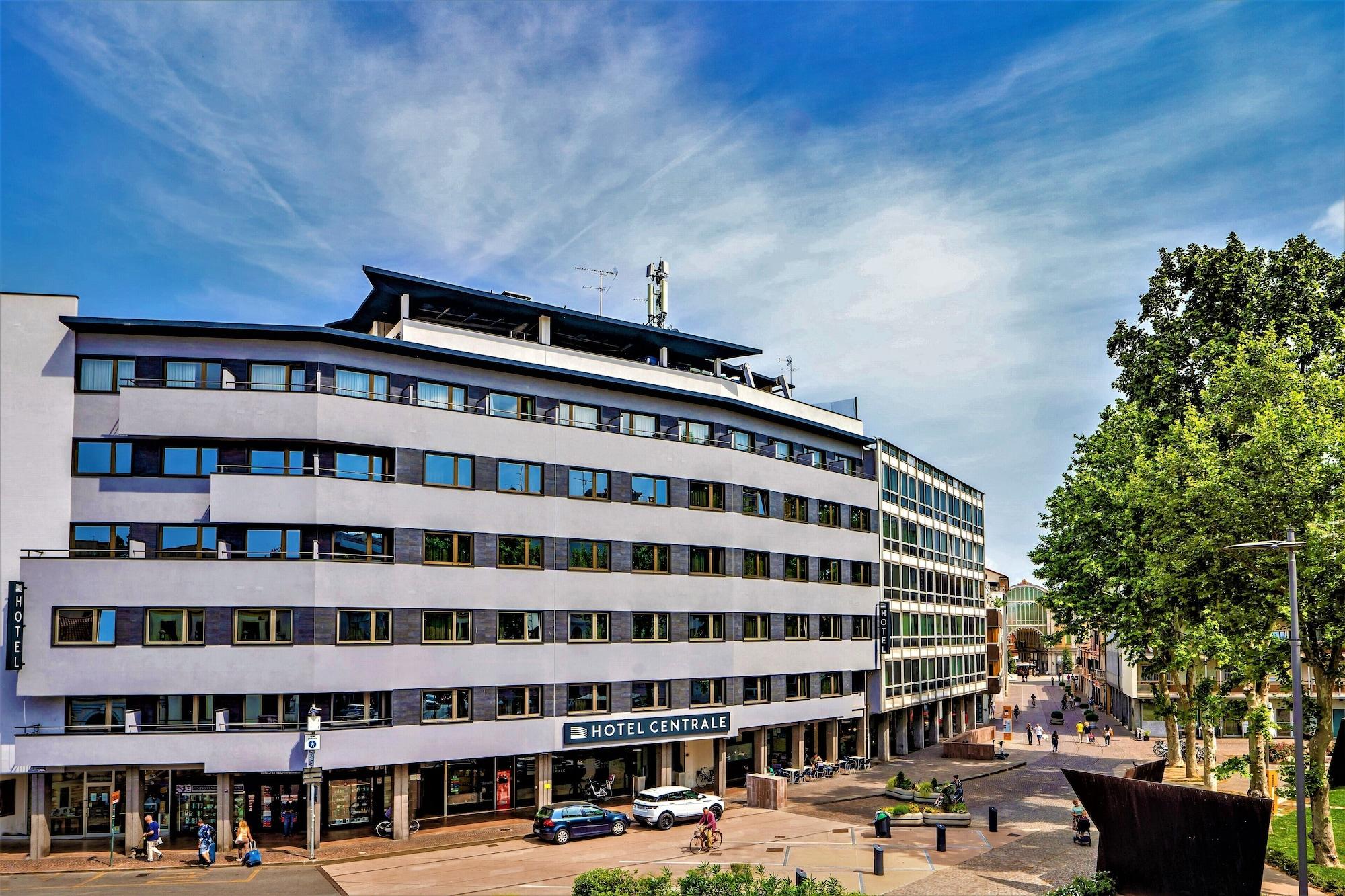 Varios Hotel Centrale