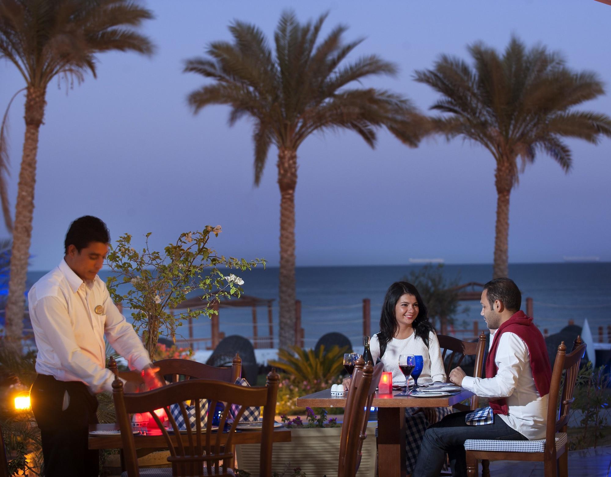 Restaurant SUNRISE Montemare Resort Grand Select
