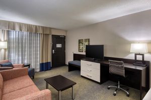 Alojamiento - Holiday Inn Hotel & Suites Atlanta Airport-North by IHG