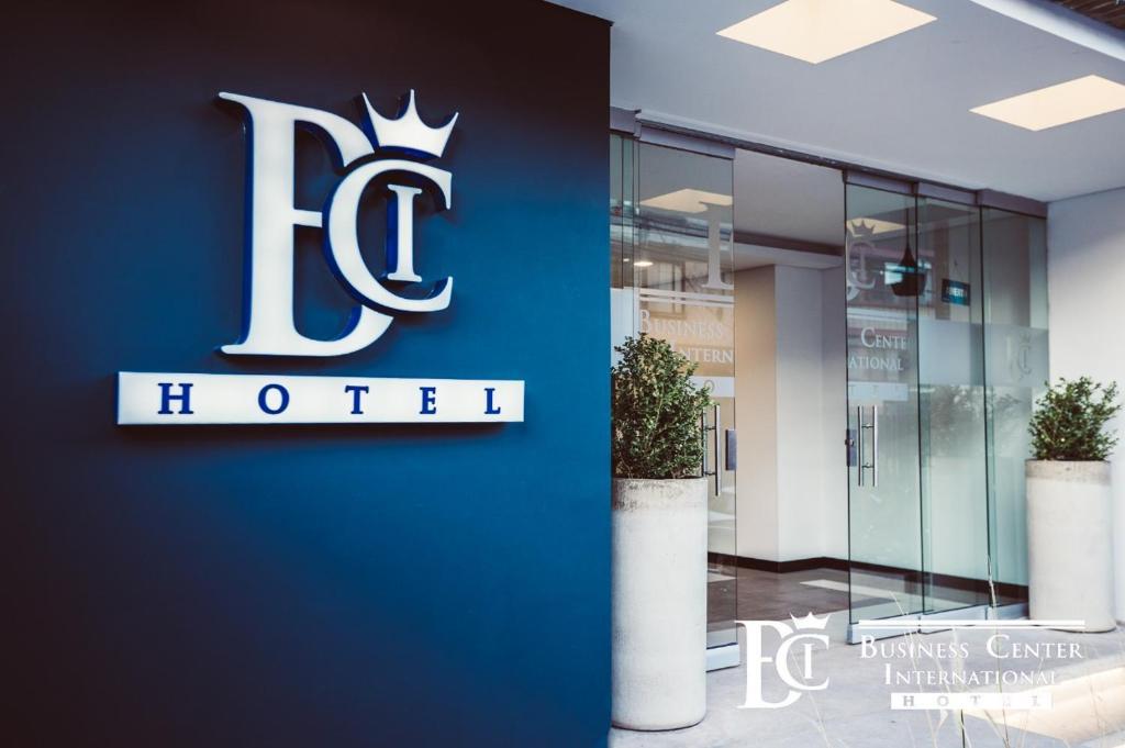 Estacionamiento Hotel Business Center