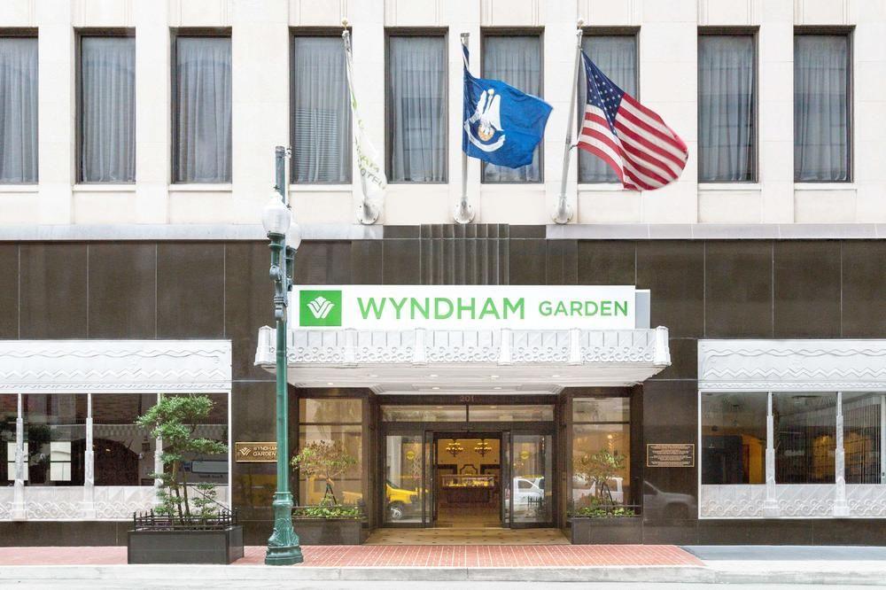 Vista da fachada Wyndham Garden Hotel Baronne Plaza