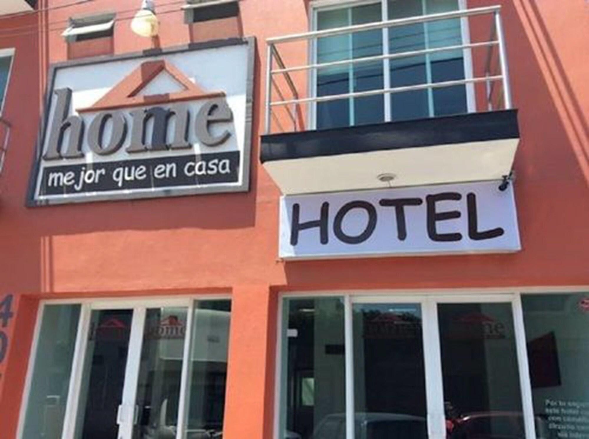 Varios Hotel Home