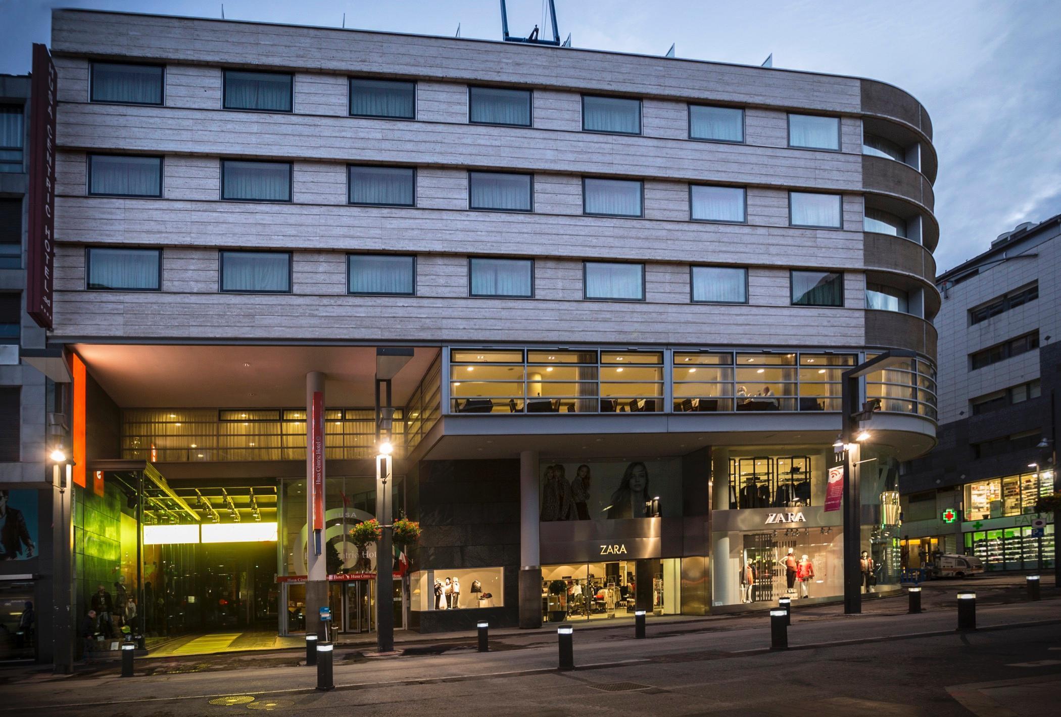 Vista Exterior Yomo Centric
