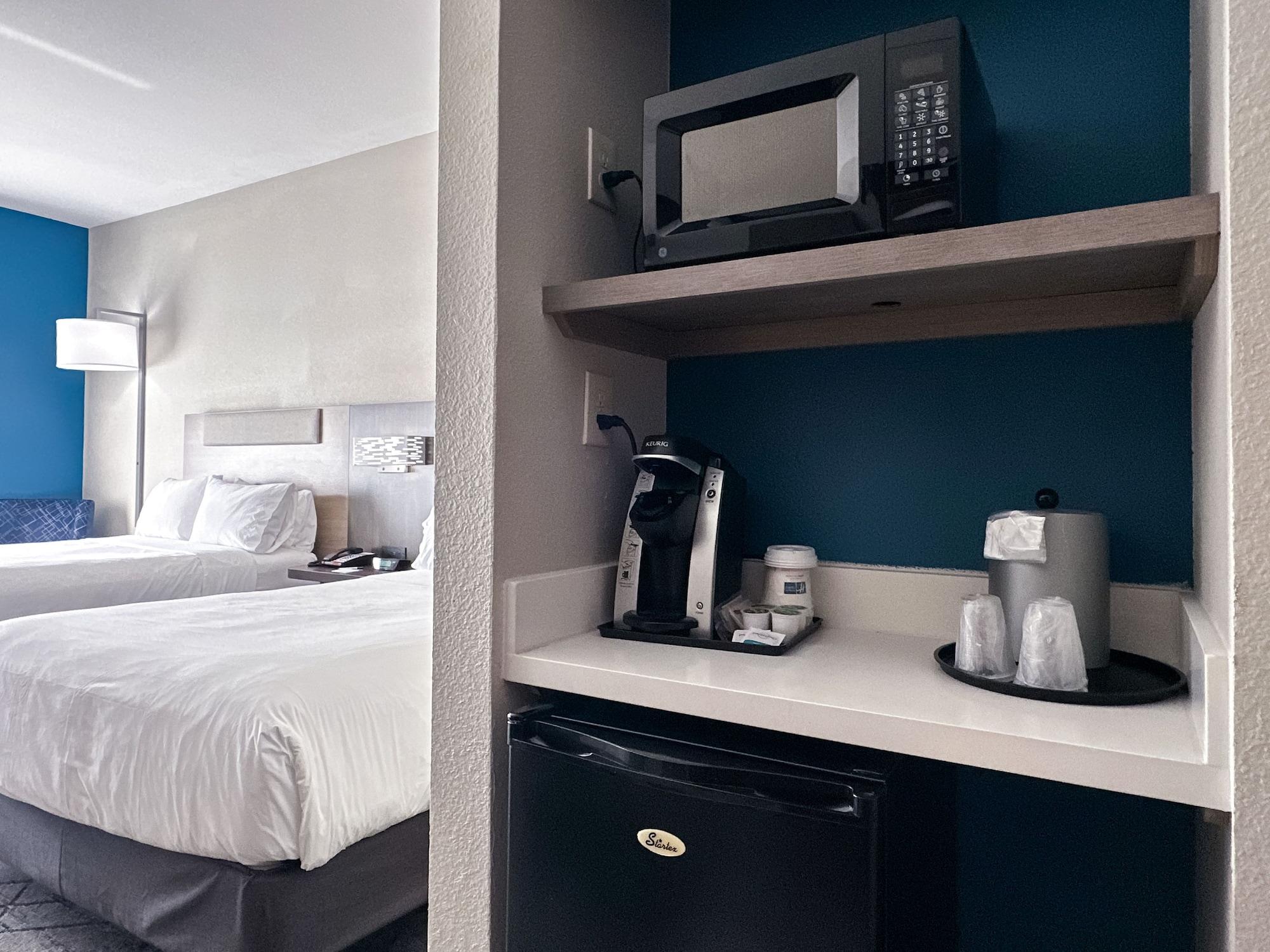Habitación Holiday Inn Express Hotel & Suites Ennis by IHG