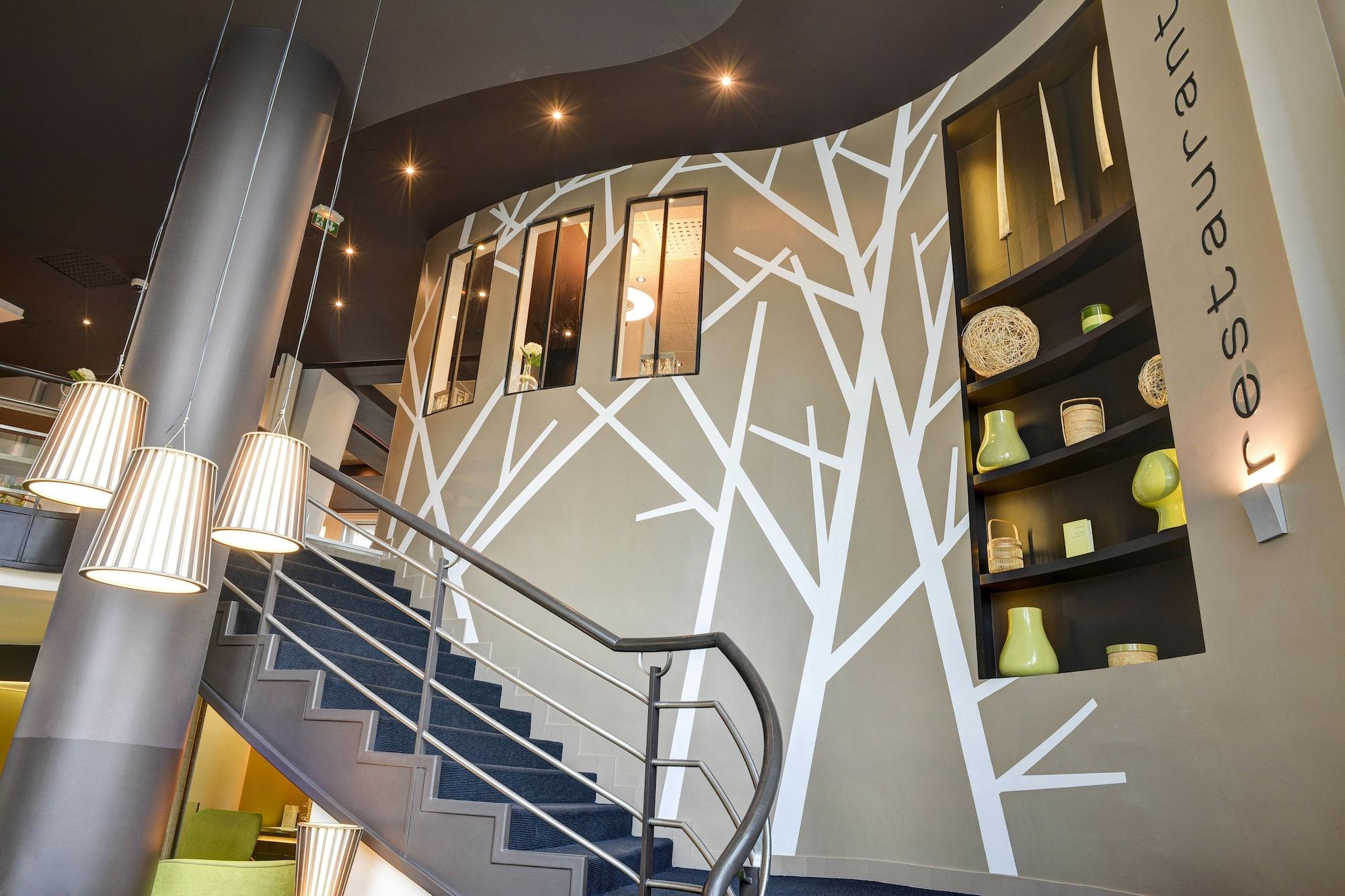 Vista Lobby Novotel Paris 14 Porte d'Orléans