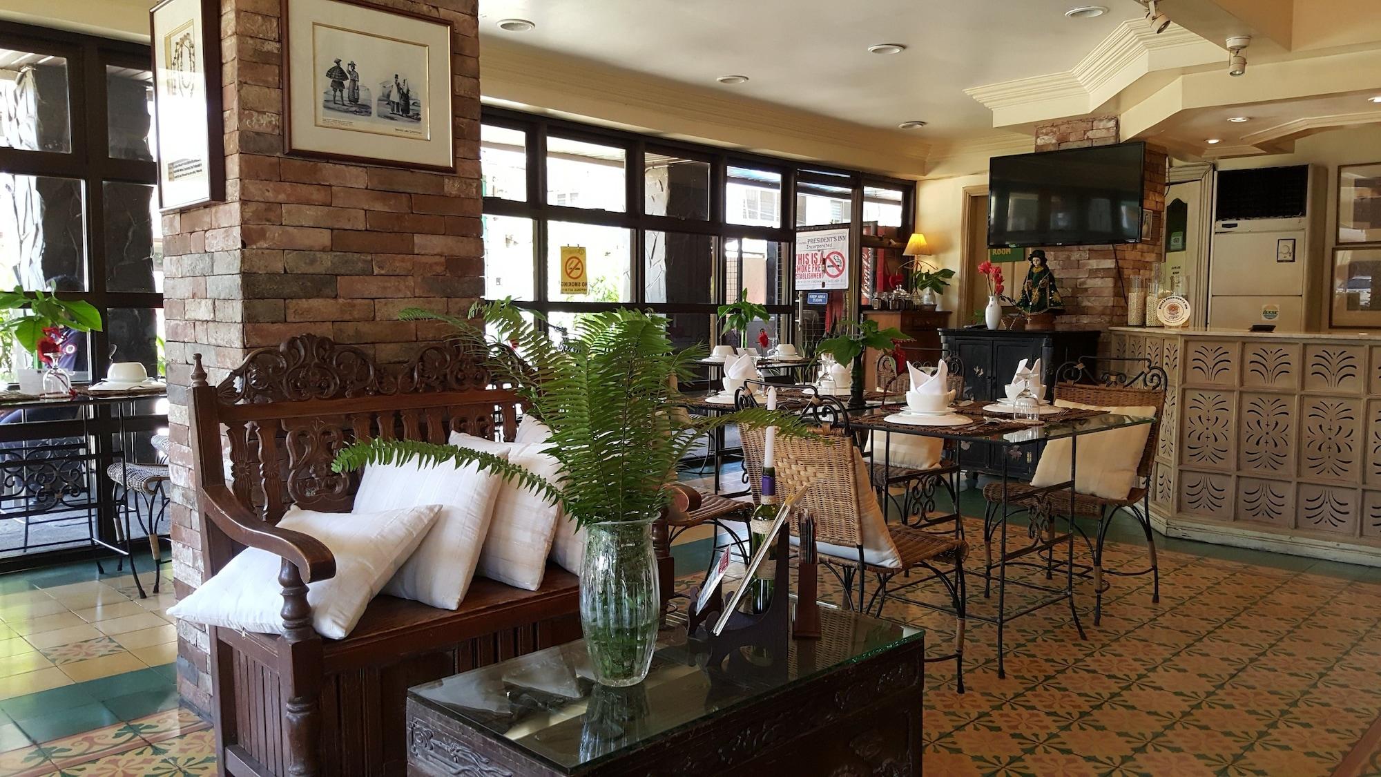 Vista Lobby Roxas President's Inn