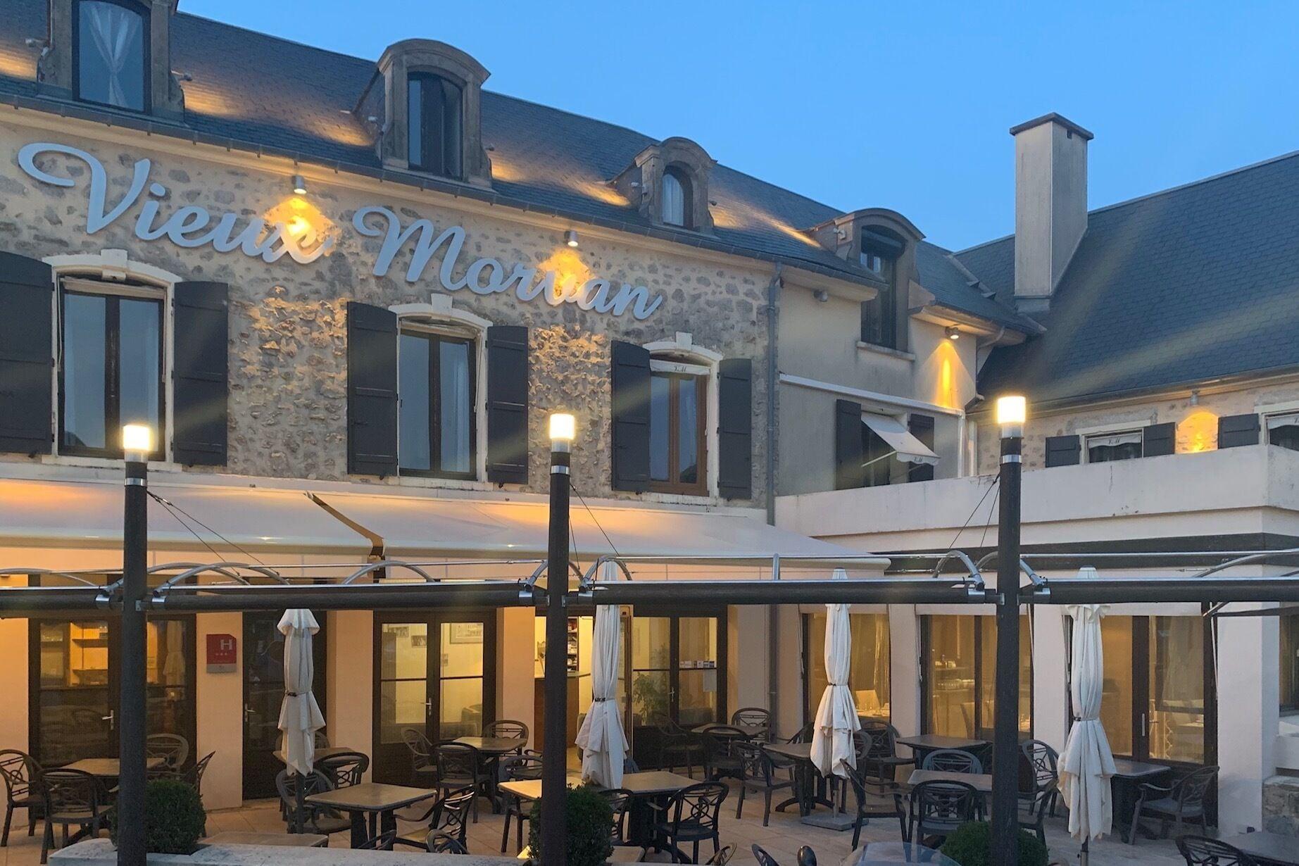 Varios Au Vieux Morvan