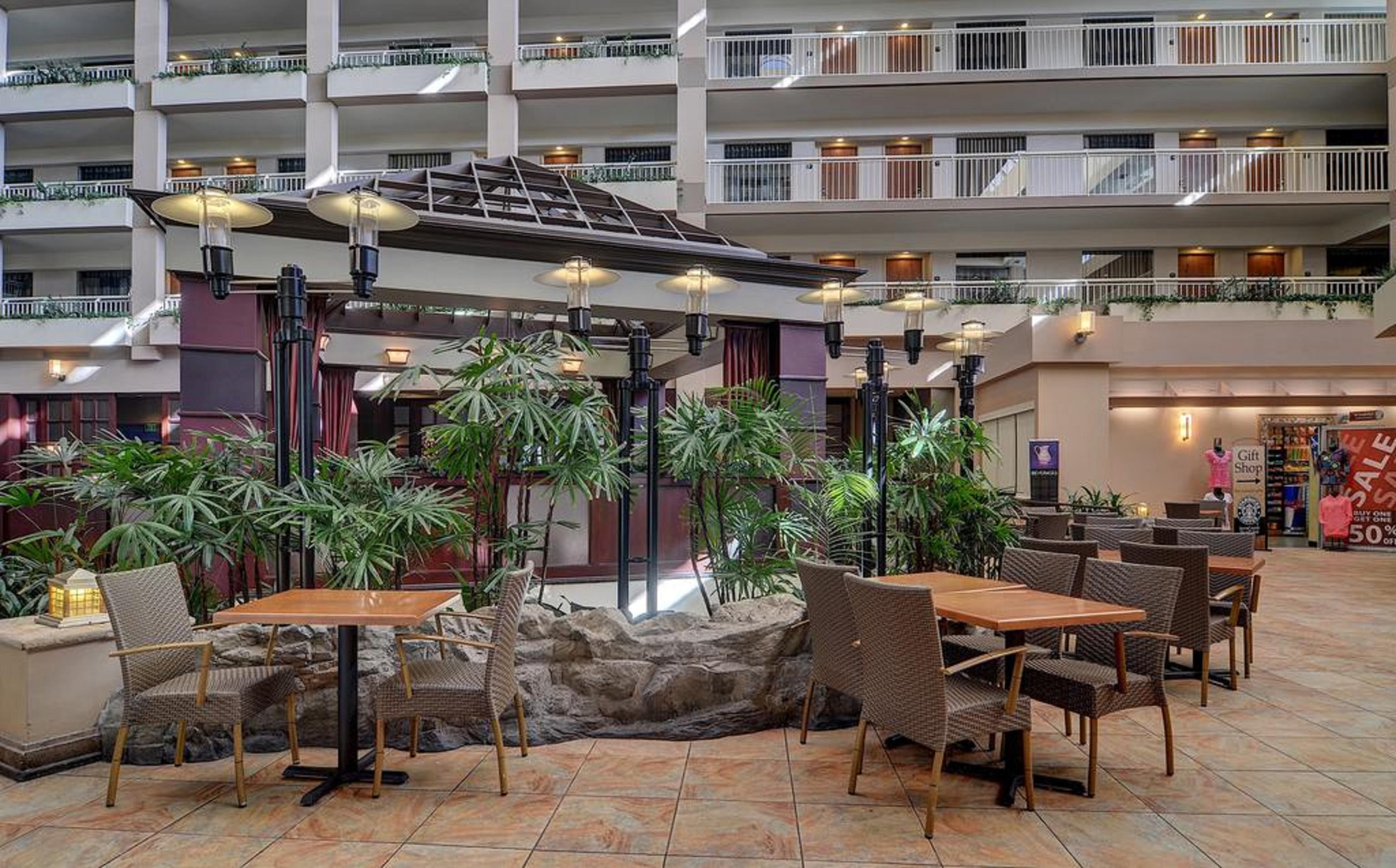 Vista Lobby Embassy Suites by Hilton Atlanta Buckhead