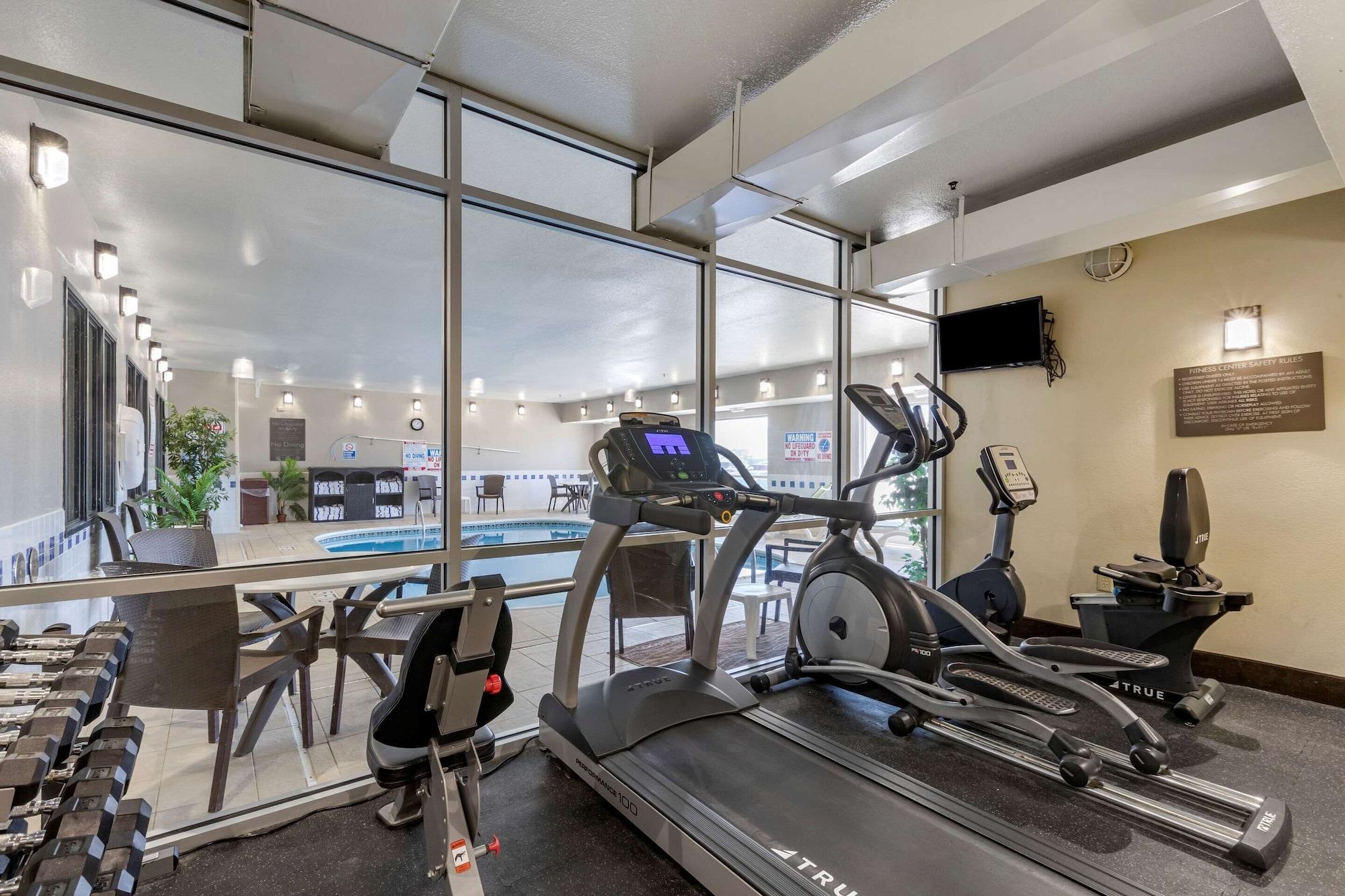 Gimnasio Comfort Inn & Suites Waterloo - Cedar Falls