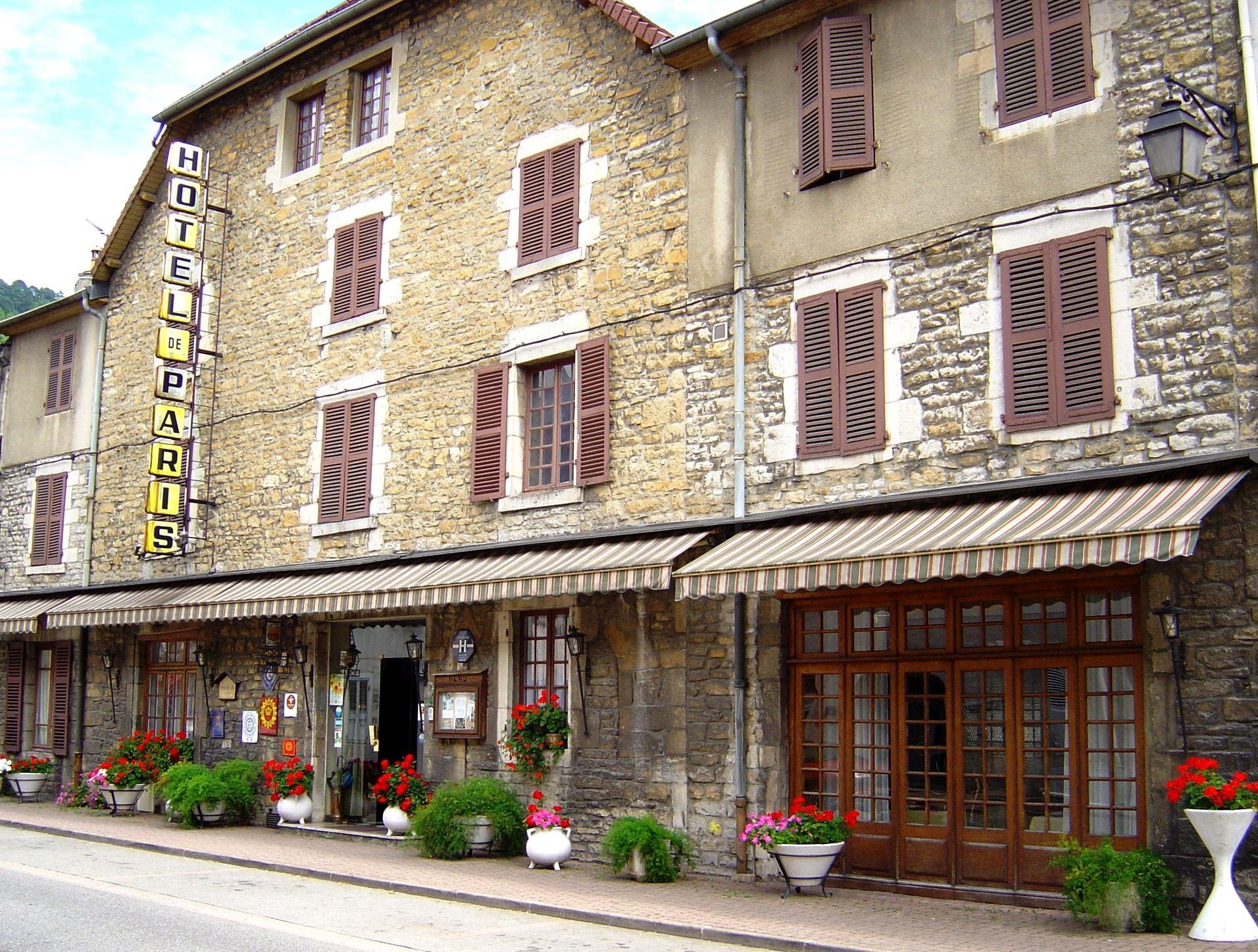 Varios Hôtel de Paris