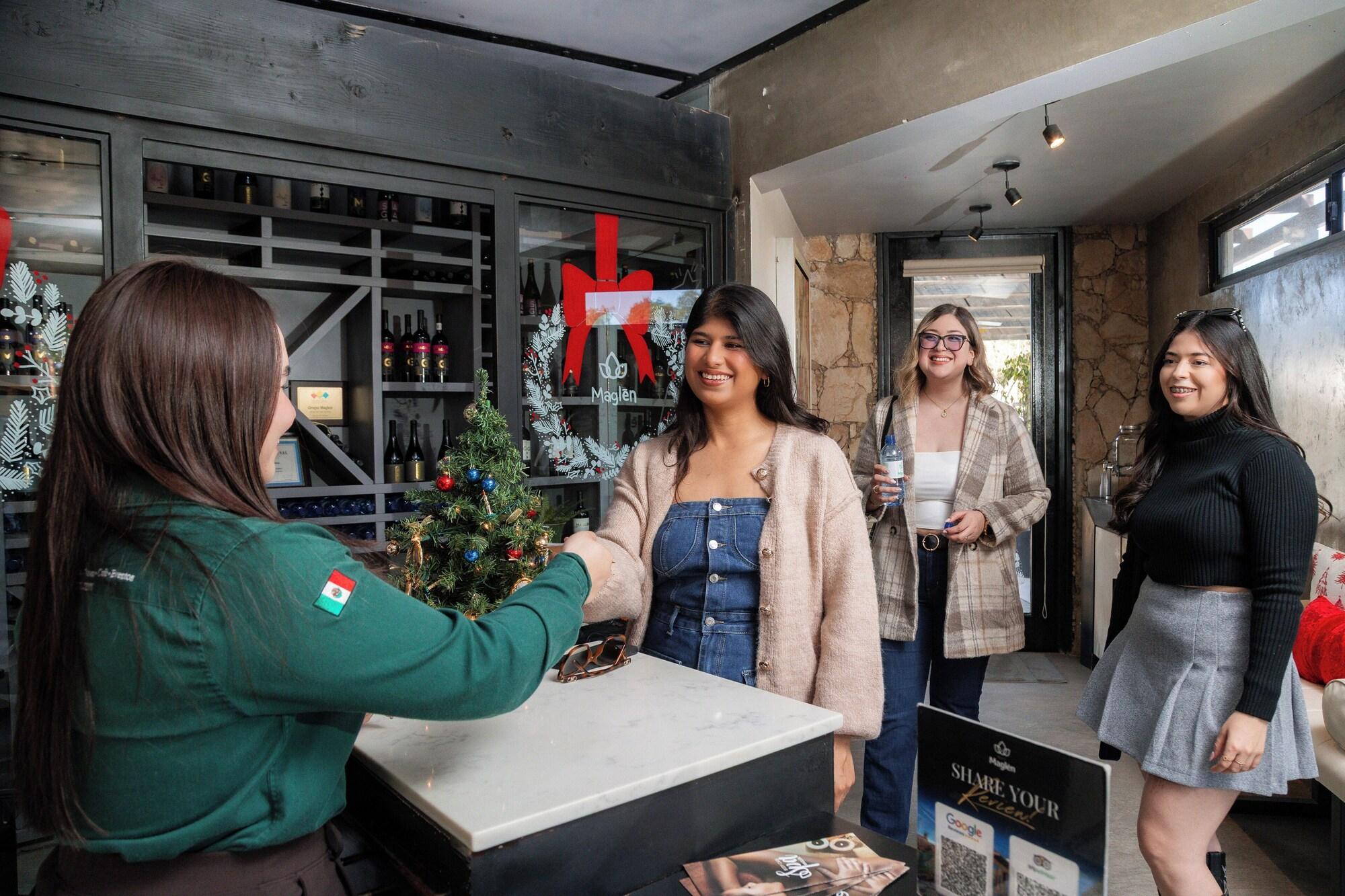 Vista Lobby Maglen Resort