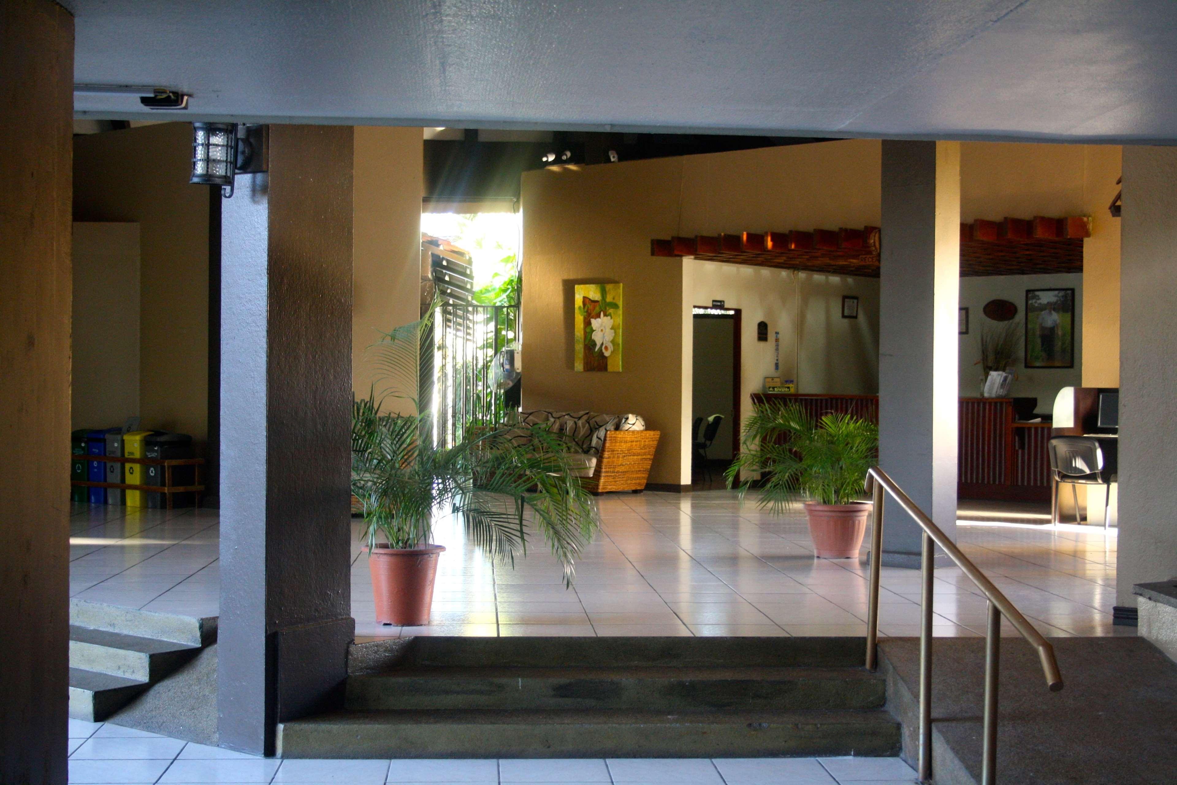 Vista Lobby Best Western El Sitio Hotel & Casino