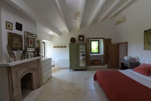 Alquiler Vacacional - Historic Catalan country house located in a natural park and 40' from Barcelona!