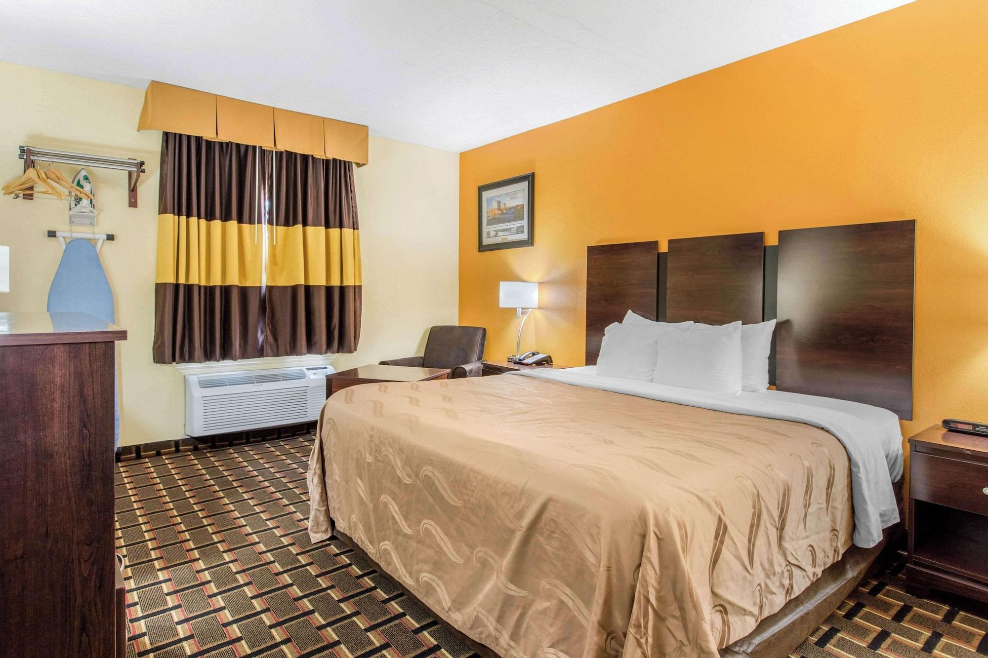 Varios Quality Inn Grand Rapids Near Dowtown