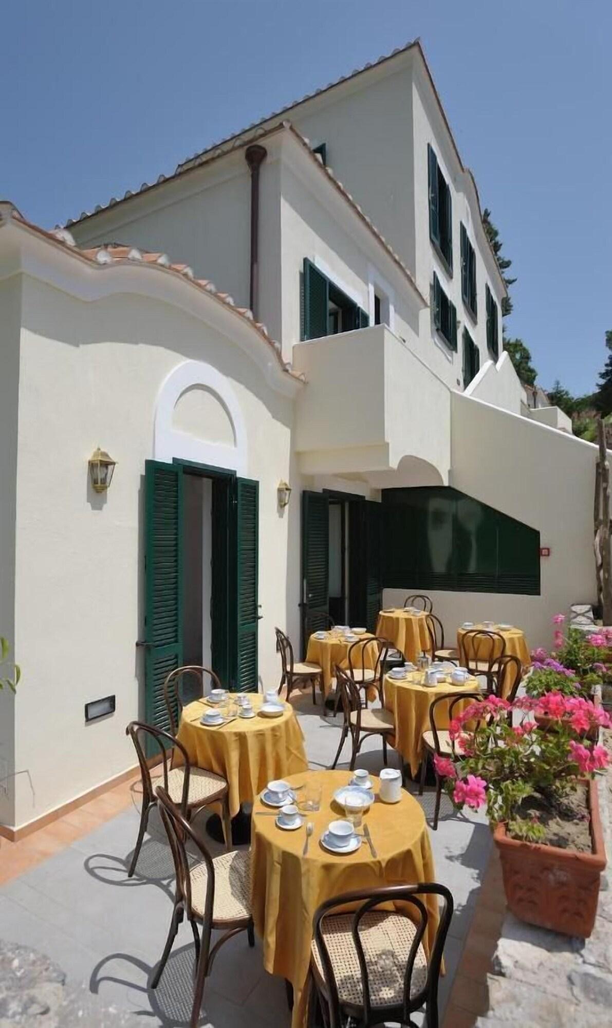 Varios Il Ducato di Ravello