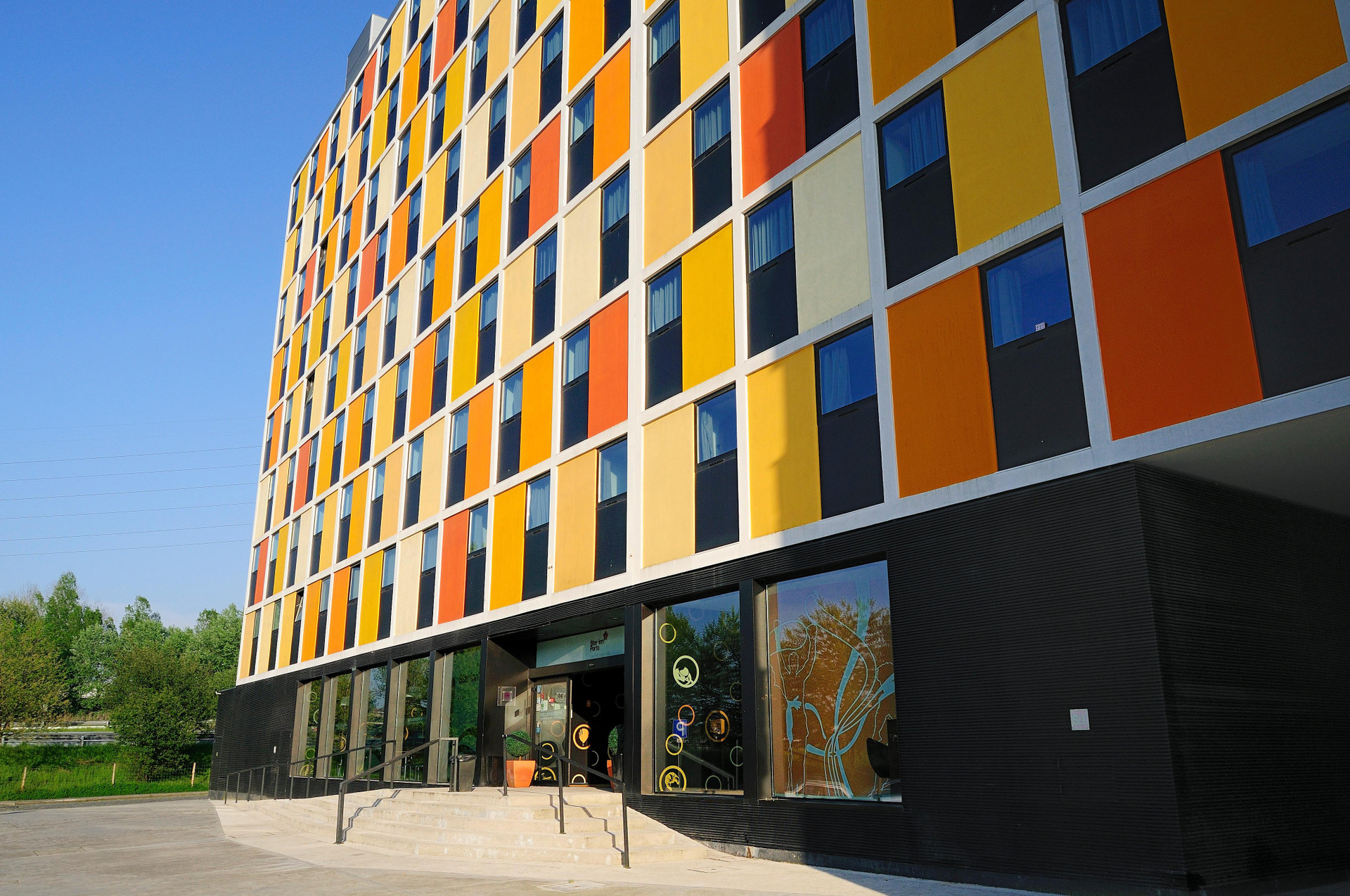 Vista Exterior Star Inn Porto