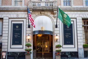 Alojamiento - Mayflower Park Hotel