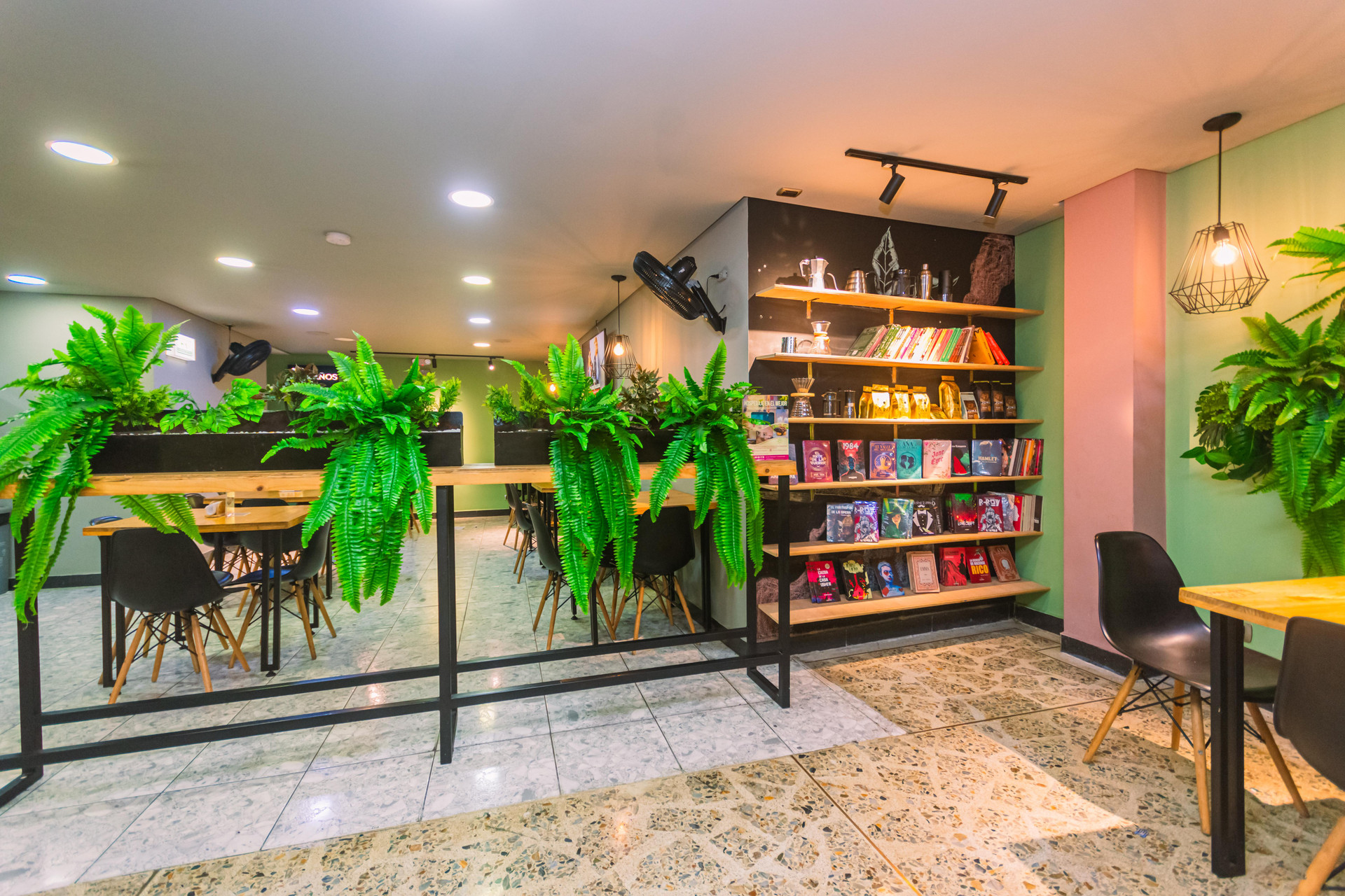 Restaurant Mandala Medellín Centro By GyC Hotels