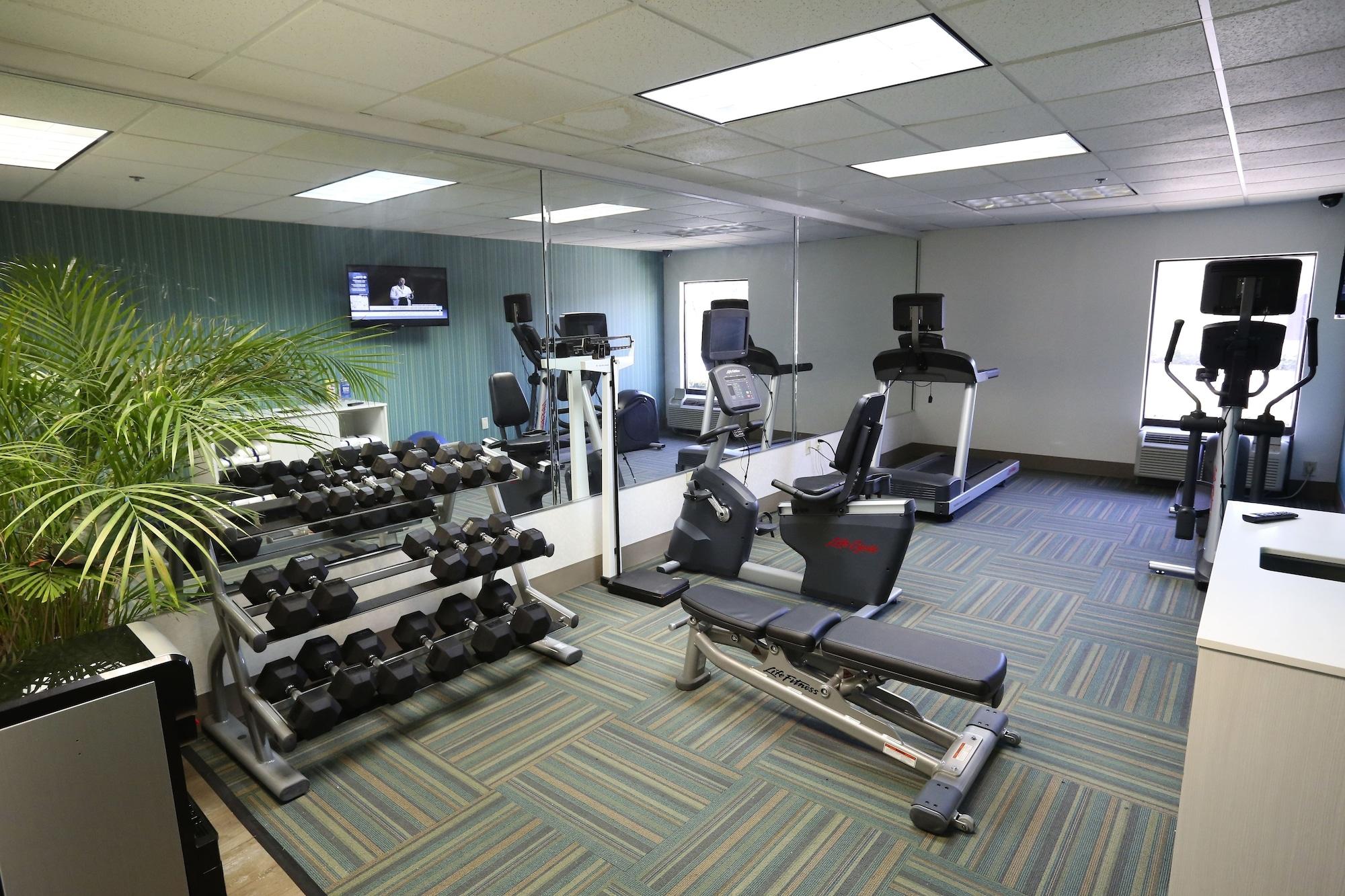 Gimnasio Holiday Inn Express Hotel & Suites Blythewood by IHG
