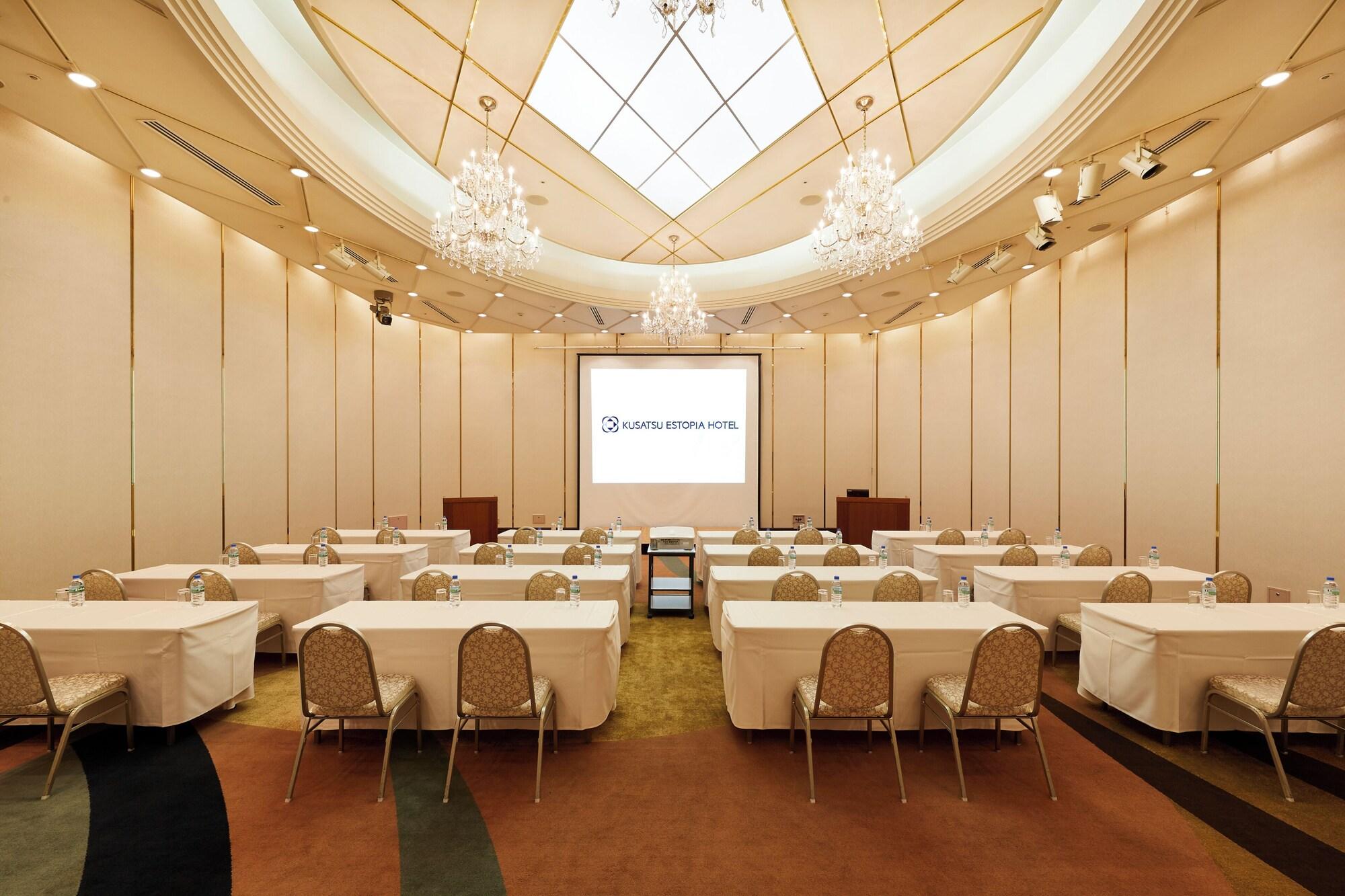 Sala de Reuniones Kusatsu Estopia Hotel