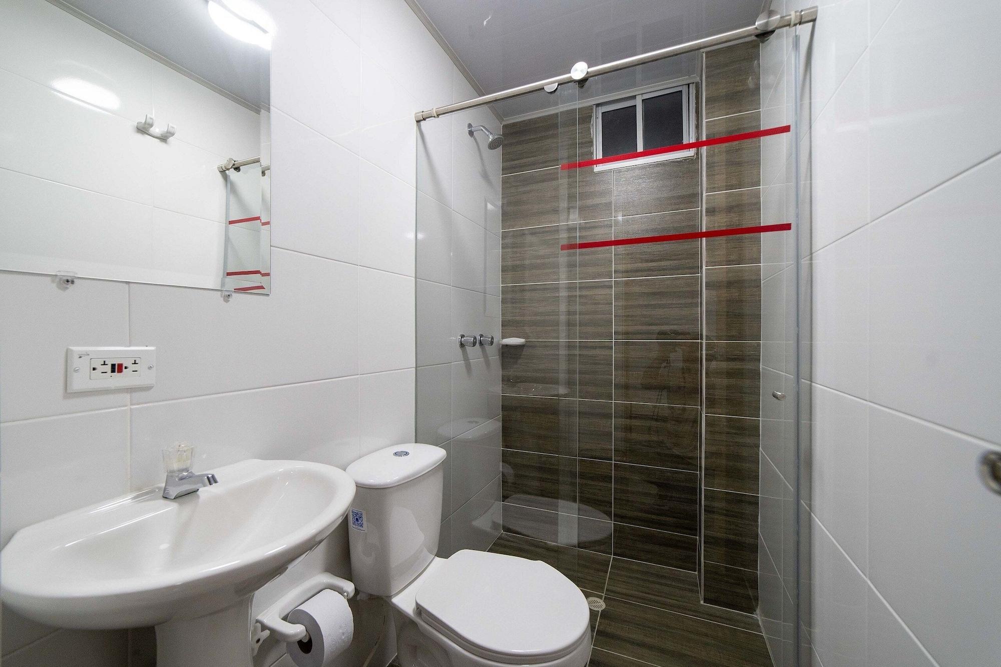 Equipamiento de Habitación DOXA HOTEL