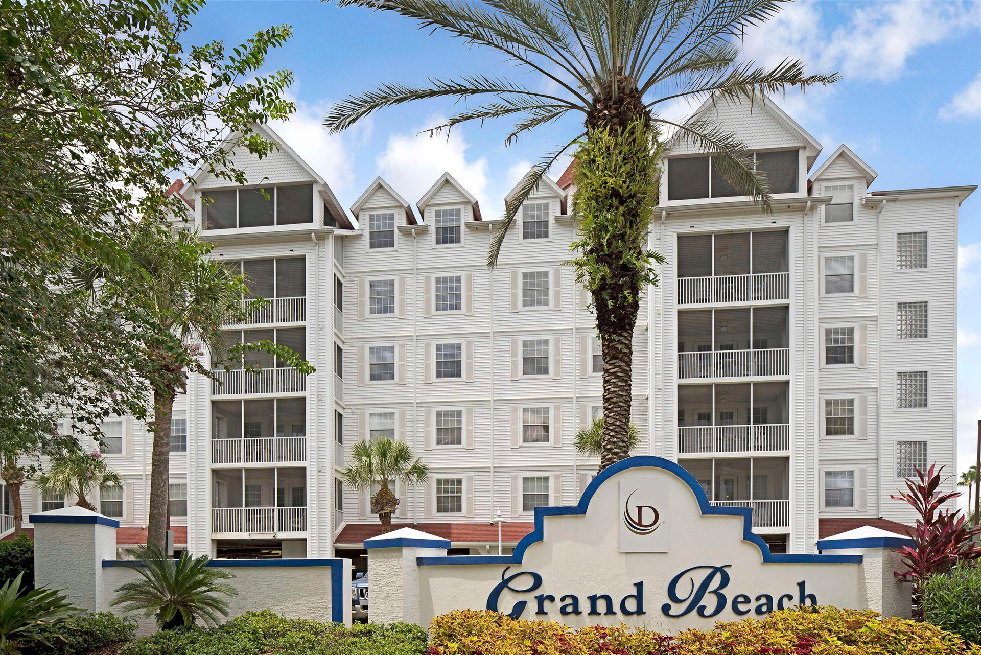 Vista Exterior Hilton Vacation Club Grand Beach Orlando
