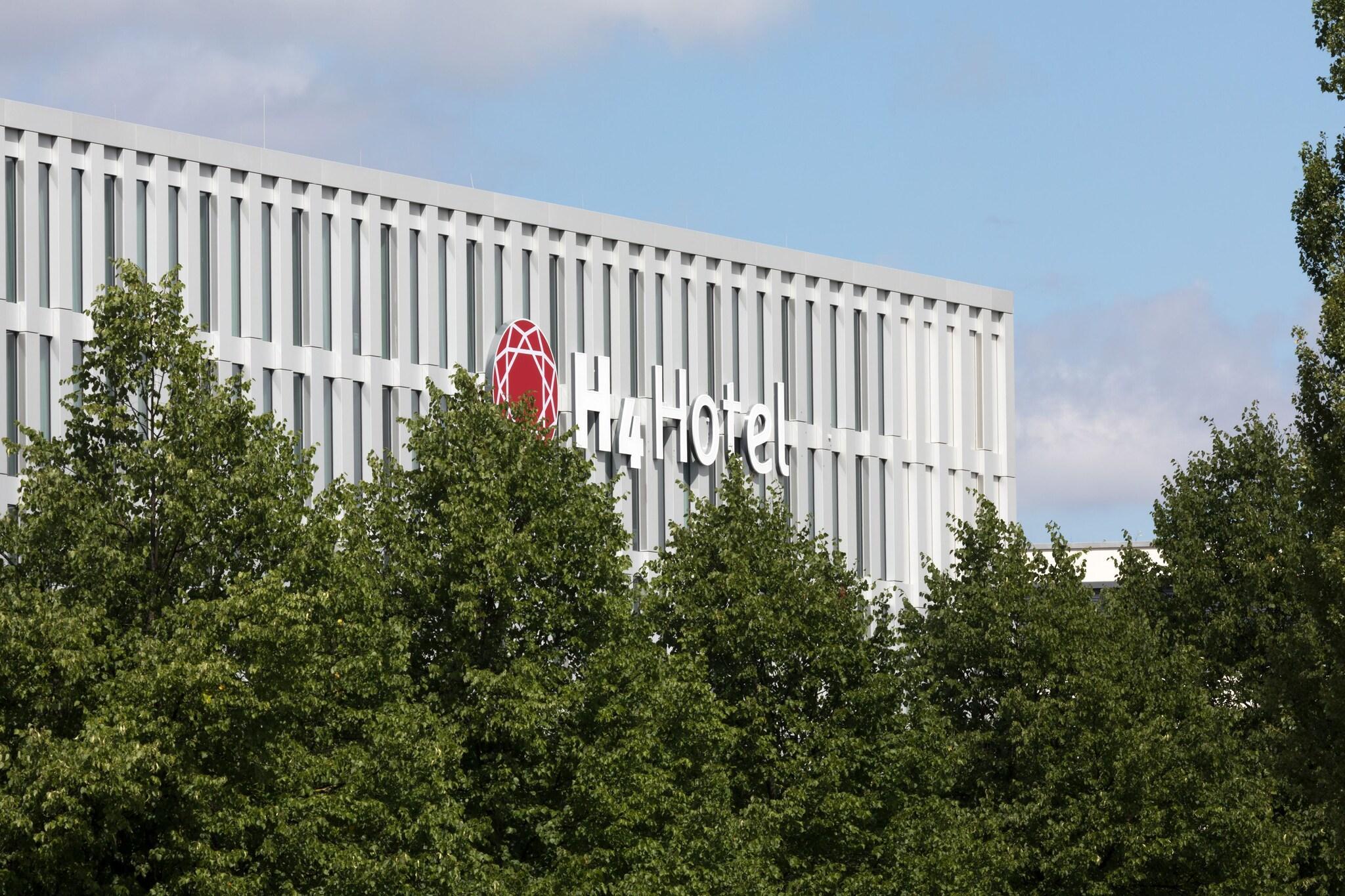 Vista Exterior H4 Hotel München Messe