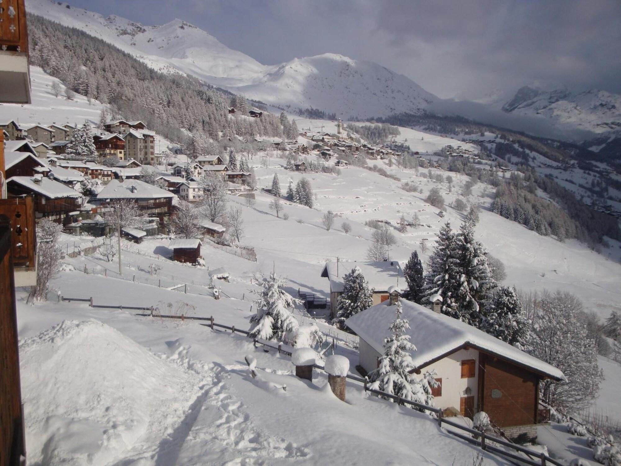 Vista Exterior Hotel Alpe Fleurie