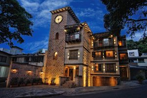 Alojamiento - Casa Del Reloj