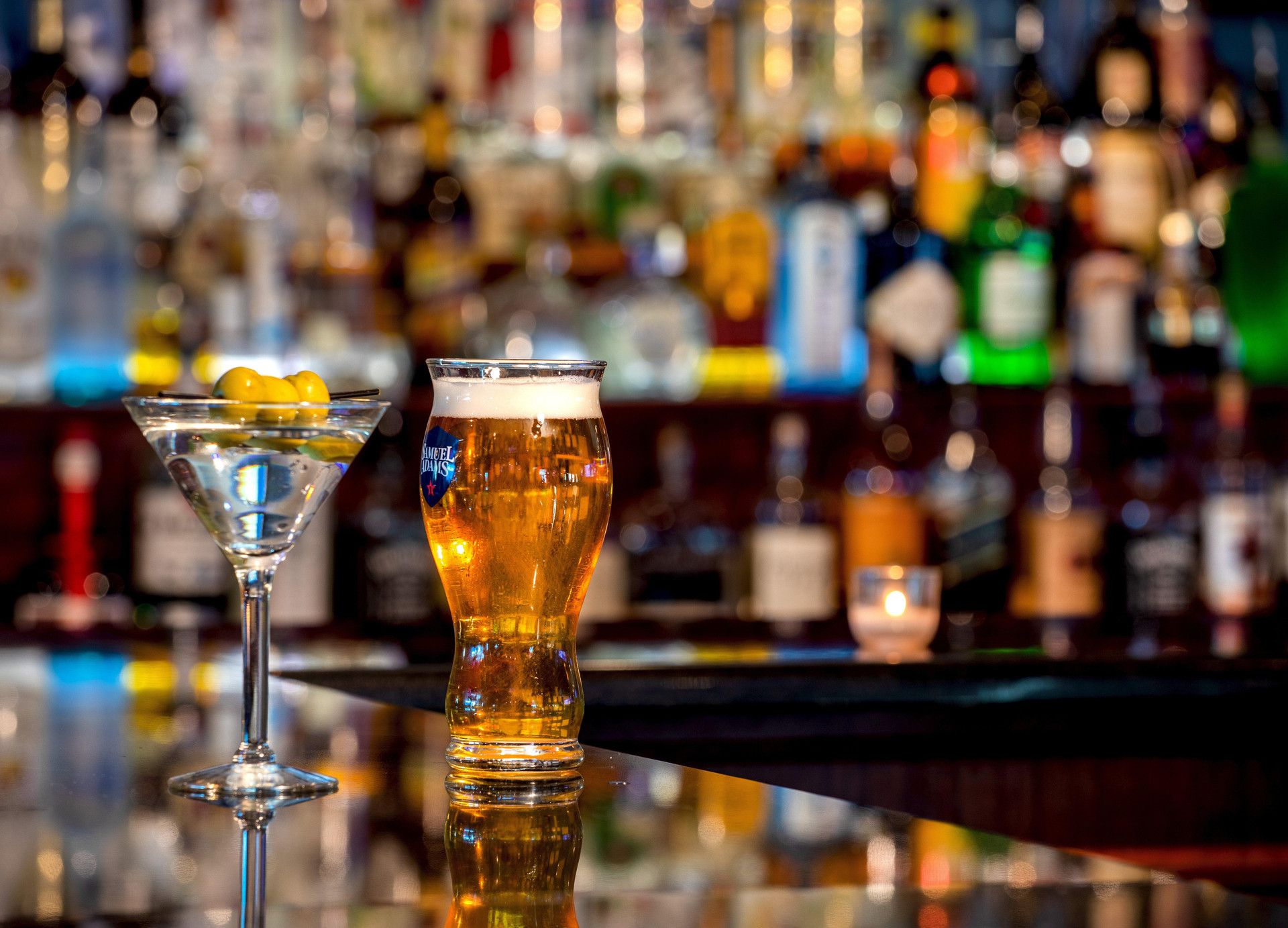 Restaurant Crowne Plaza Boston - Woburn by IHG