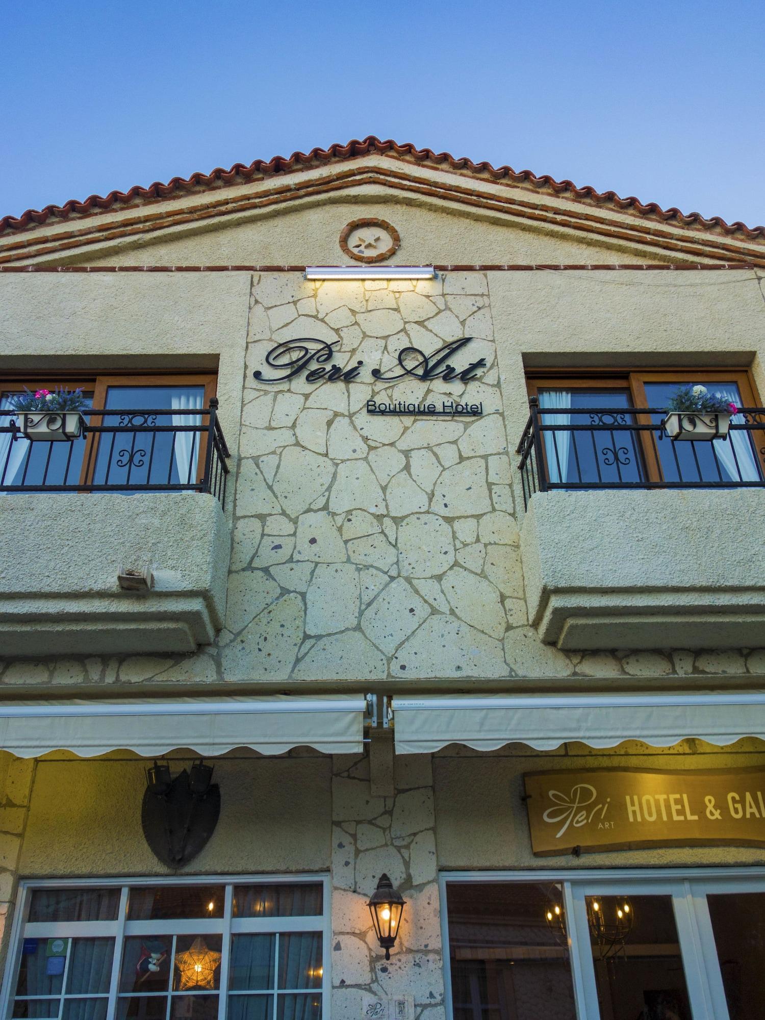 Vista Exterior Peri Art Hotel