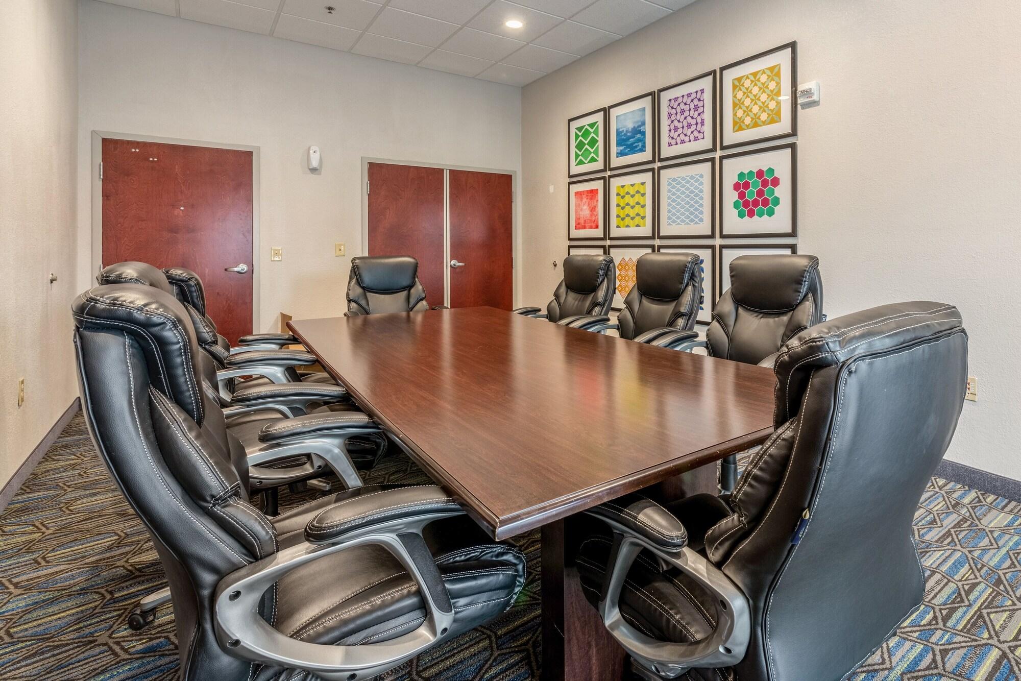 Sala de Reuniones Holiday Inn Express Hotel and Suites Statesville by IHG