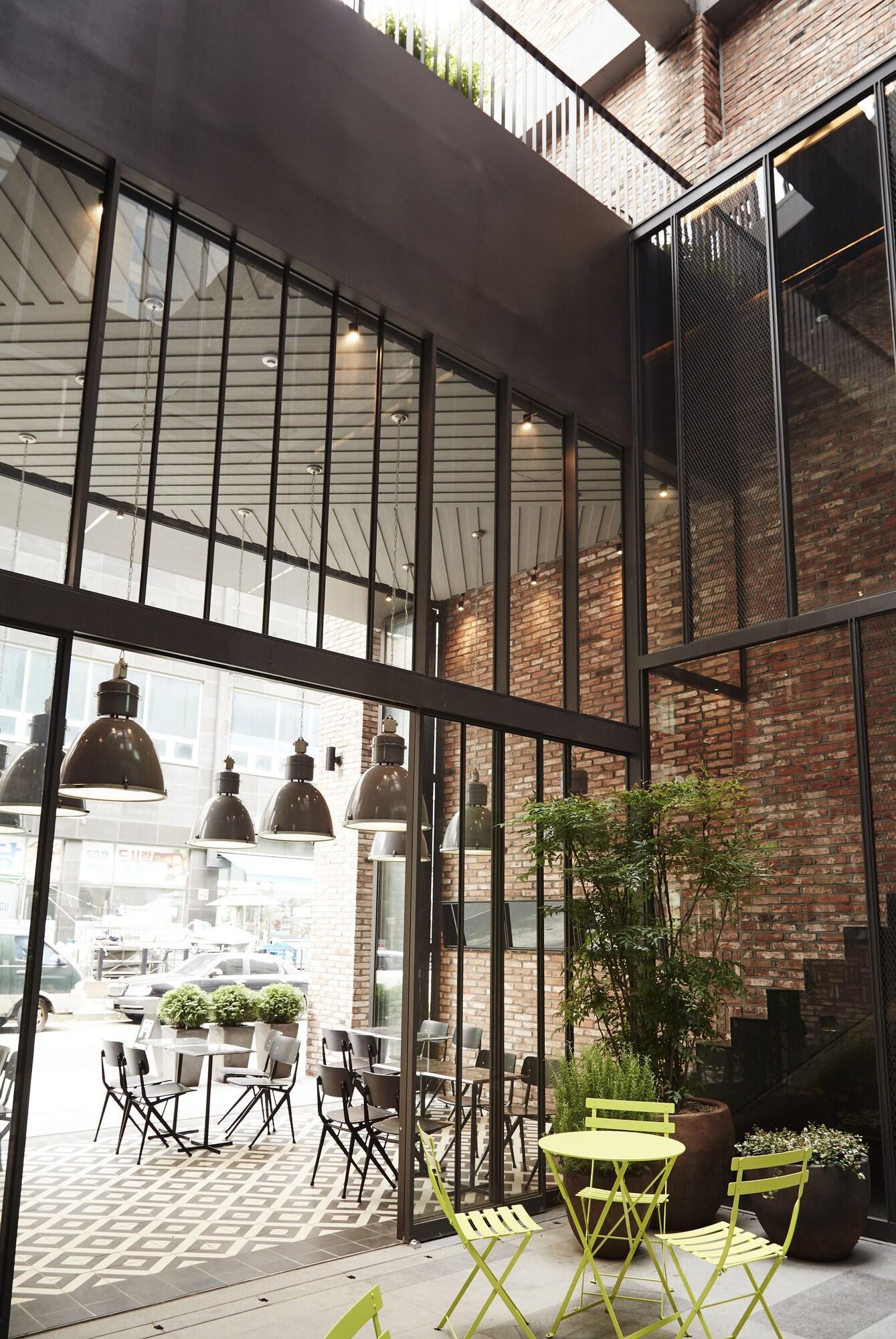 Bar/Salón Staz Hotel Dongtan