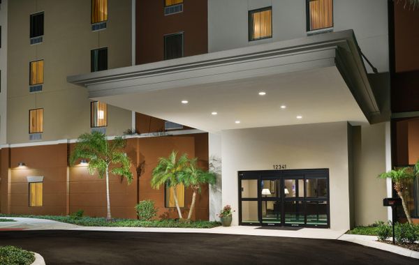Candlewood Suites Orlando - Lake Buena Vista by IHG - Hoteles cerca de Magic Kingdom en Orlando