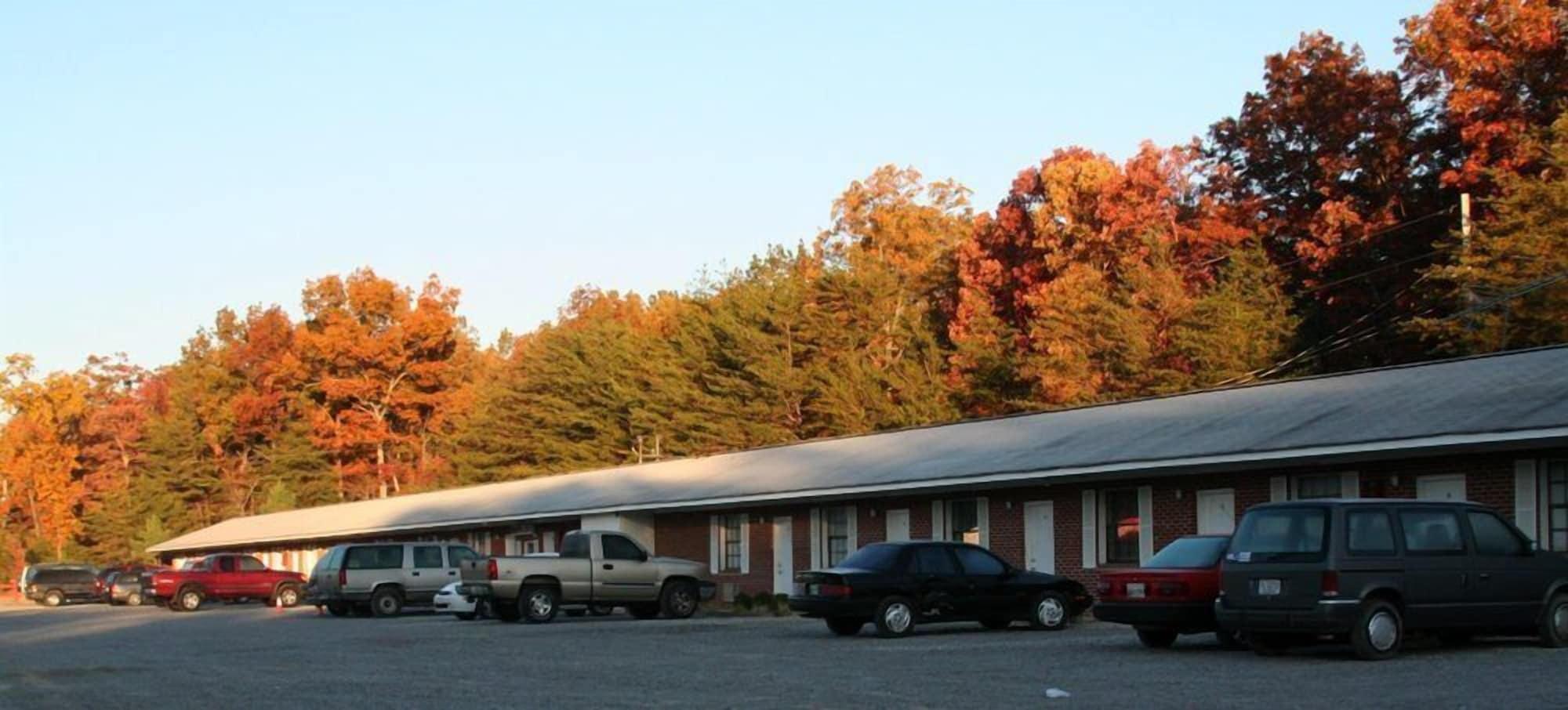 Varios The Way Inn by OYO Spencer