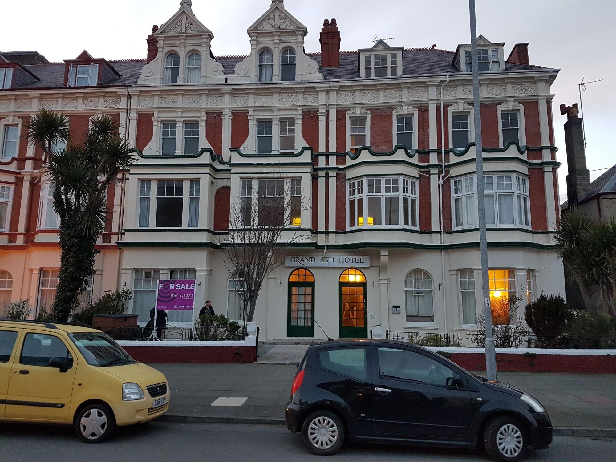 Instalaciones Recreativas Grand Ash Hotel