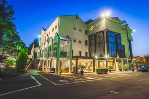 Alojamiento - Park Hotel Ai Pini