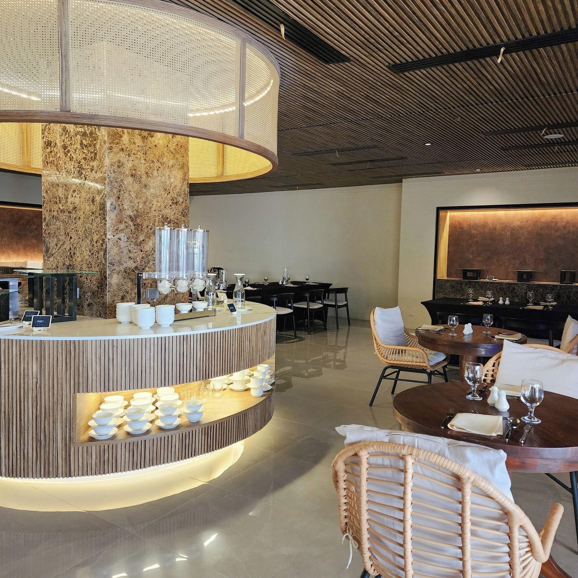 Restaurant Elijah Hotel Dasmarinas City Cavite