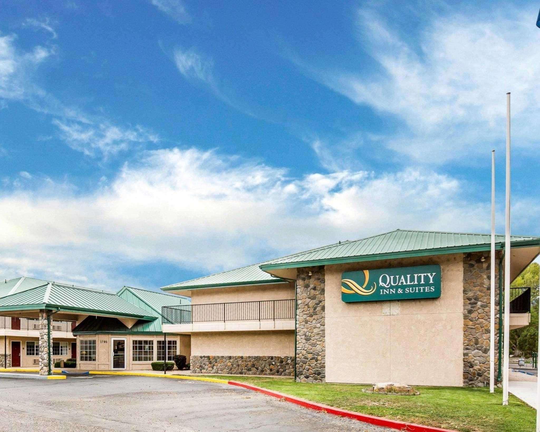 Vista Exterior Quality Inn & Suites Minden