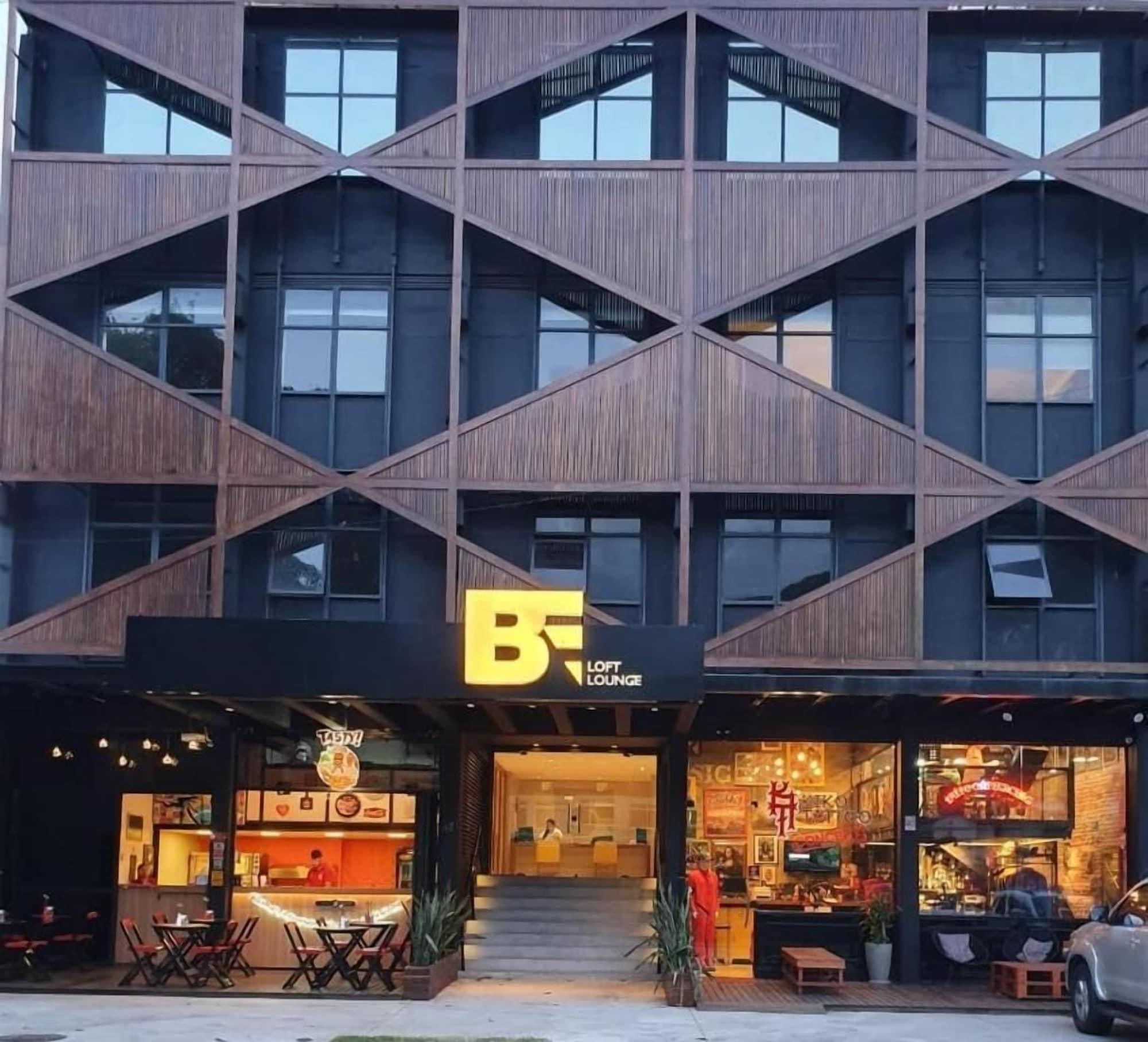 Vista Exterior Hotel be loft lounge