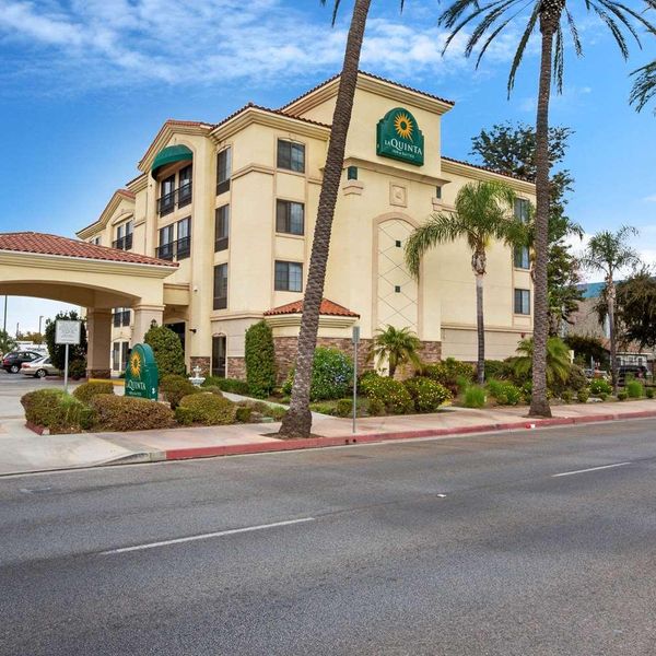 La Quinta Inn & Suites NE Long Beach / Cypress