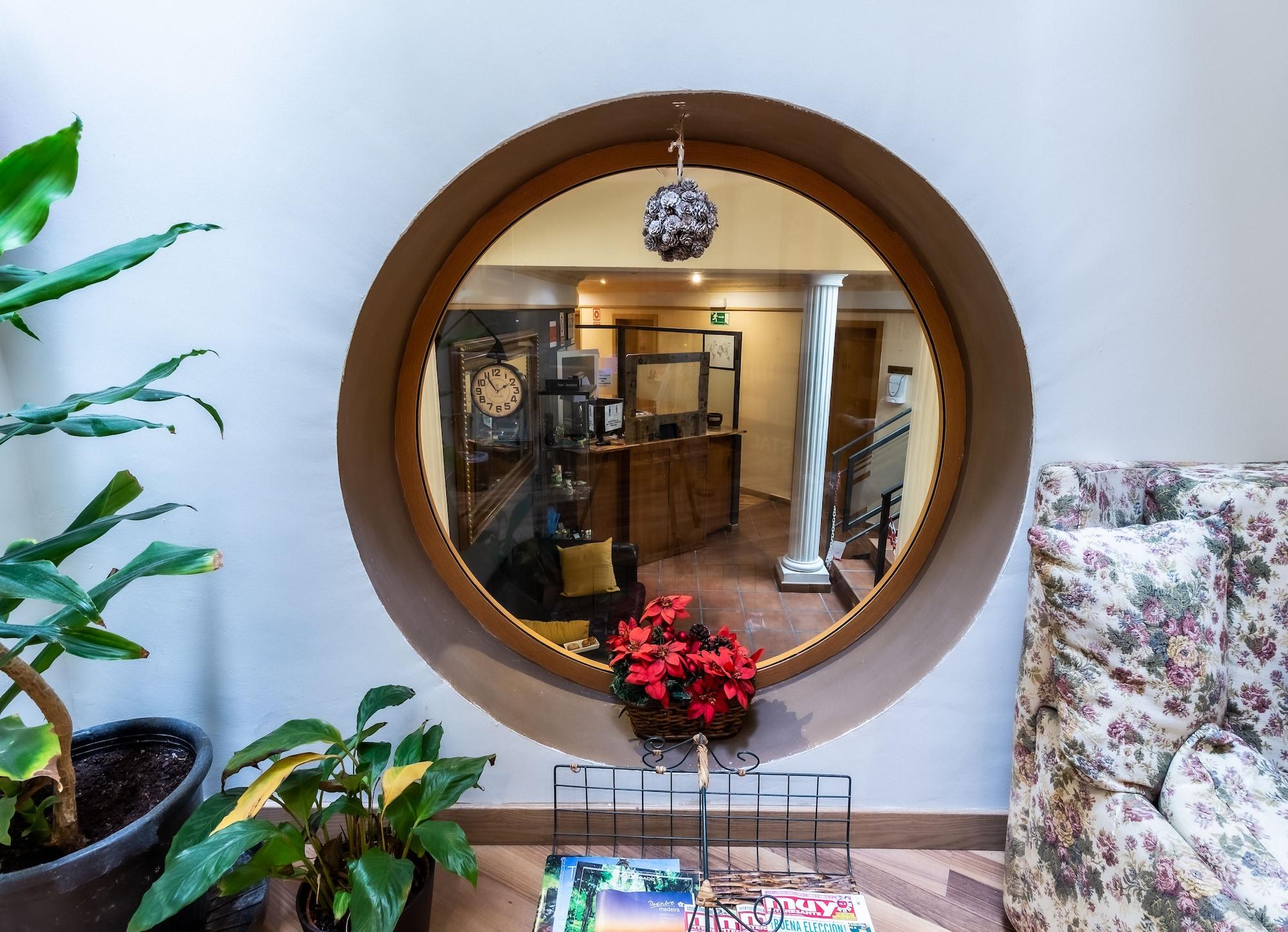 Vista Lobby Hostal Rural El Caño by Viverestays