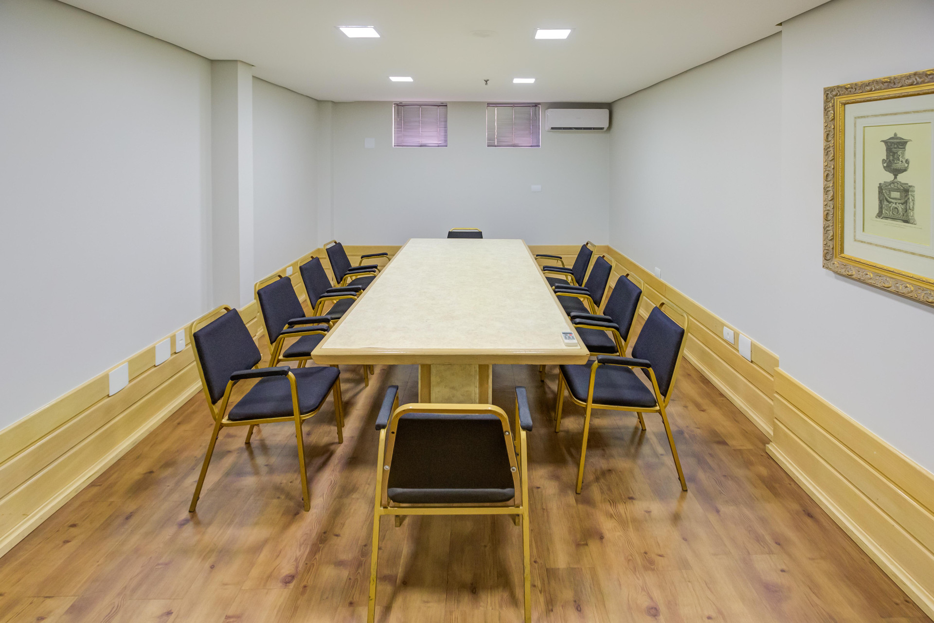 Sala de Reuniones Slaviero Londrina Flat Hotel