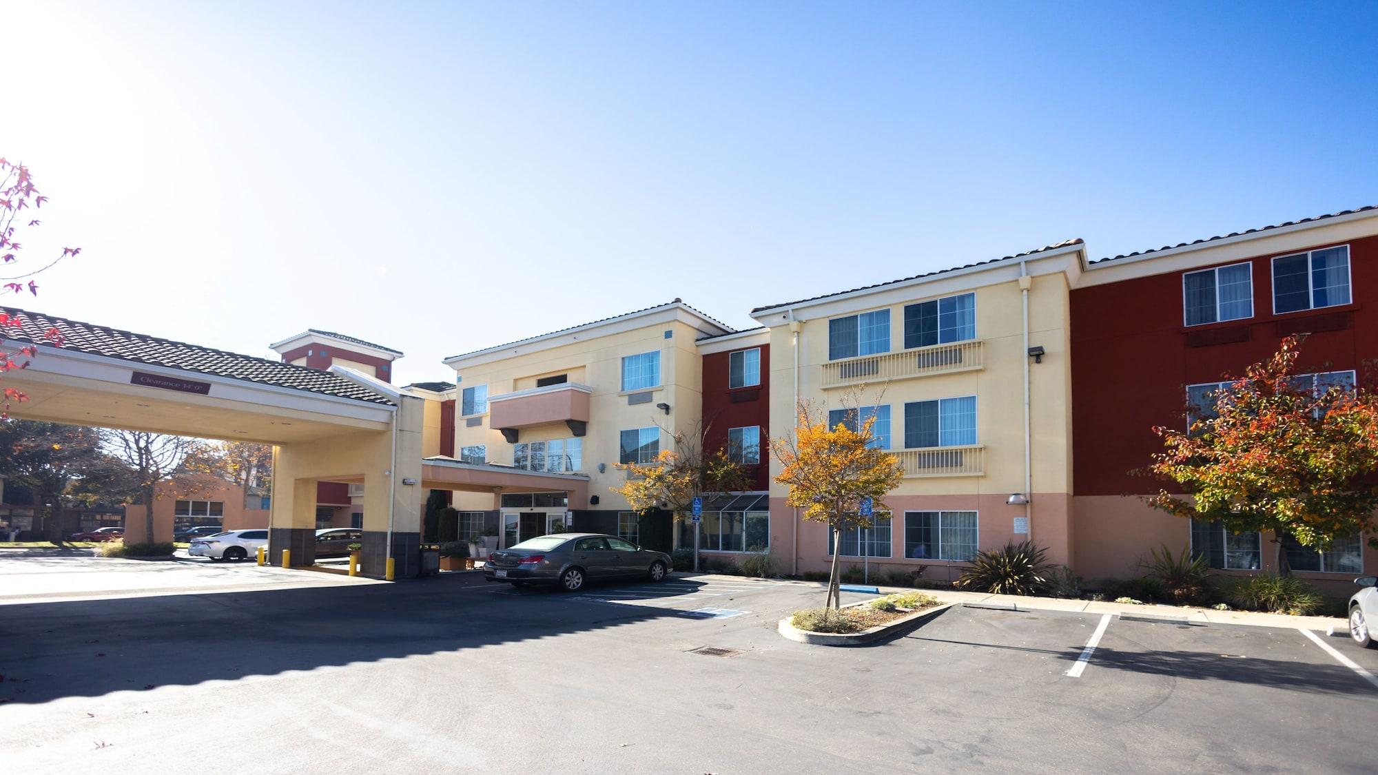 Vista Exterior Holiday Inn Express Hotel & Suites Berkeley by IHG